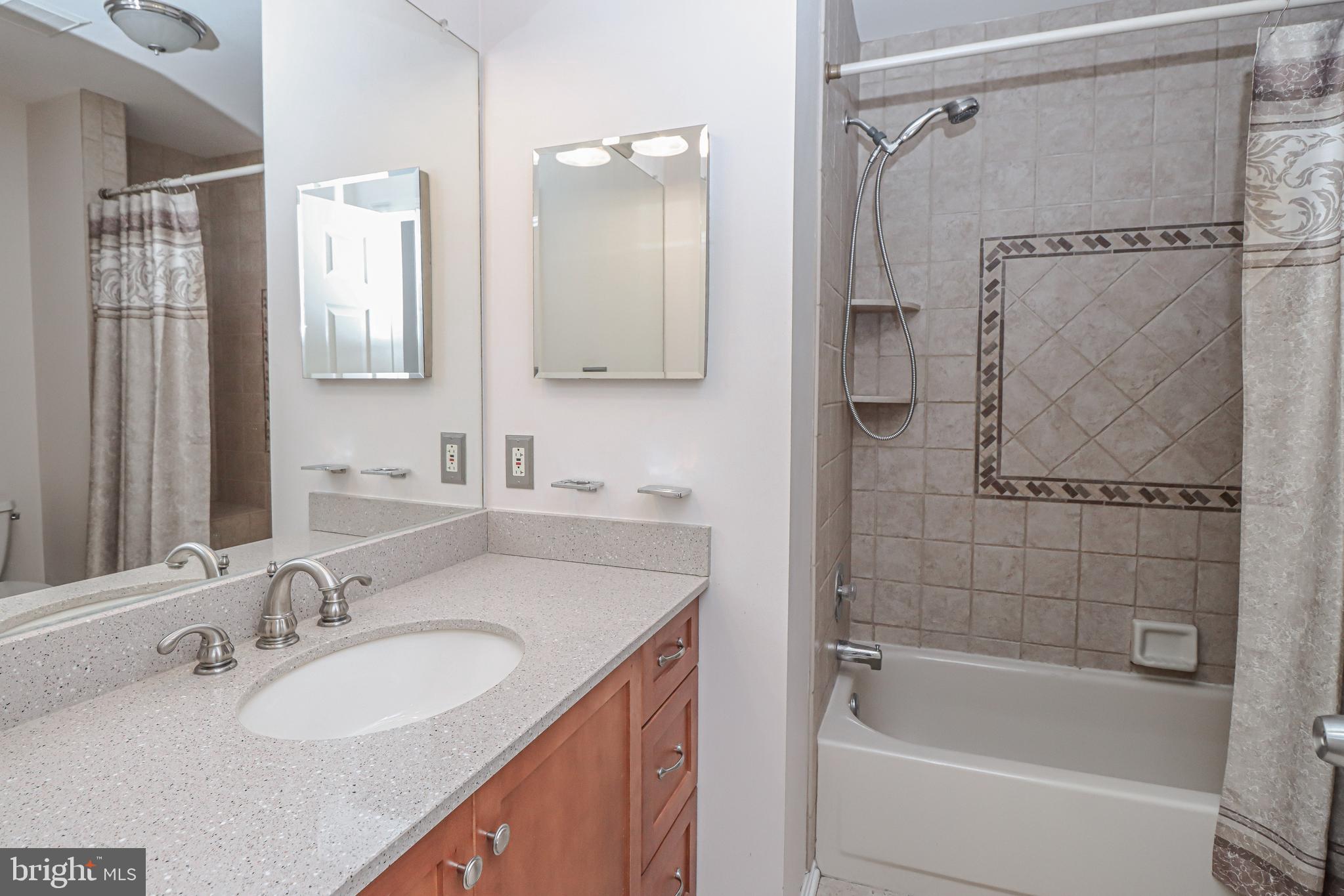 LONG GATE - Residential