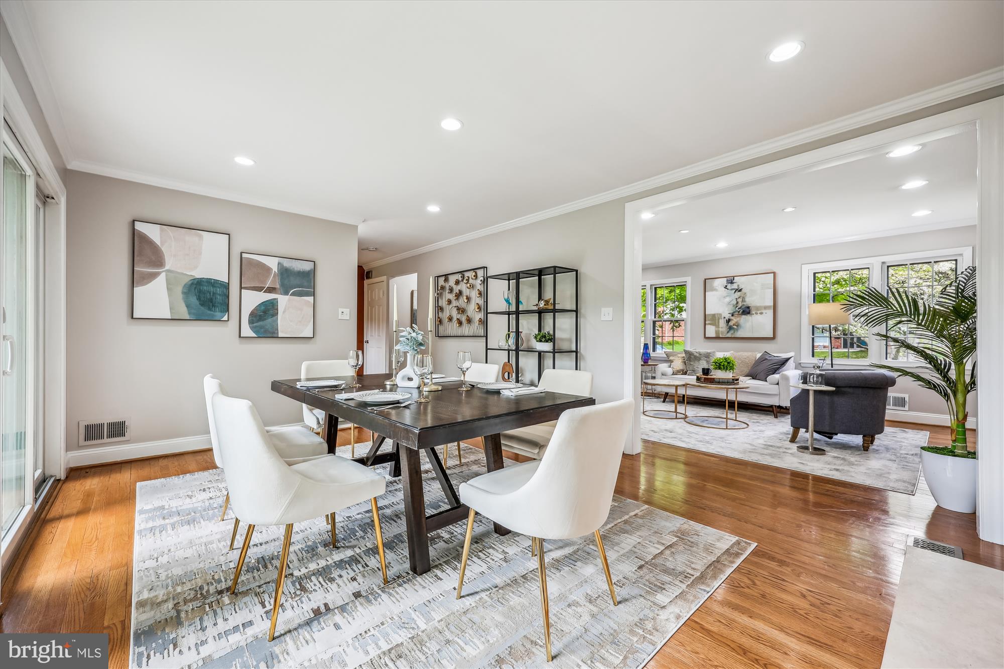926 CLINTWOOD DRIVE