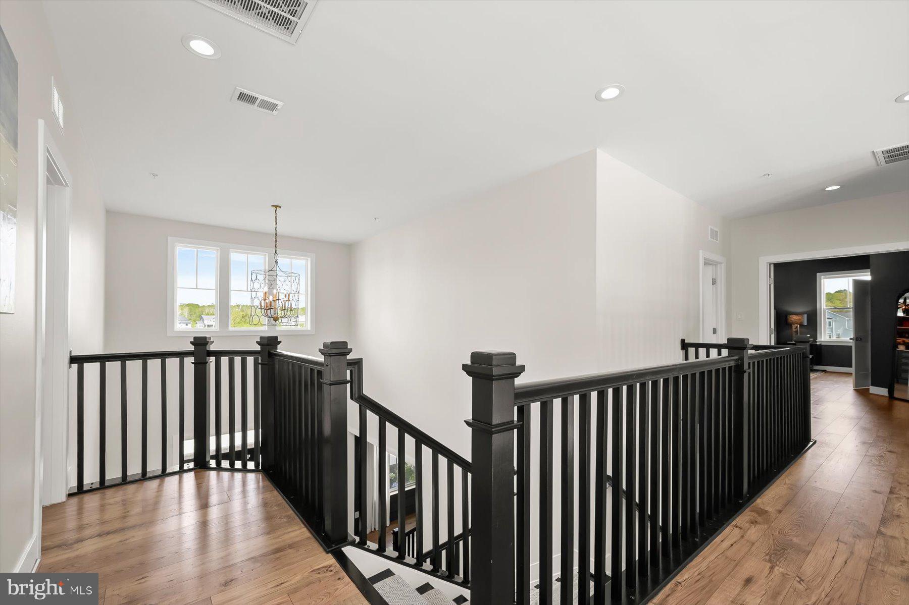 SOUTHERN HILLS - Residential