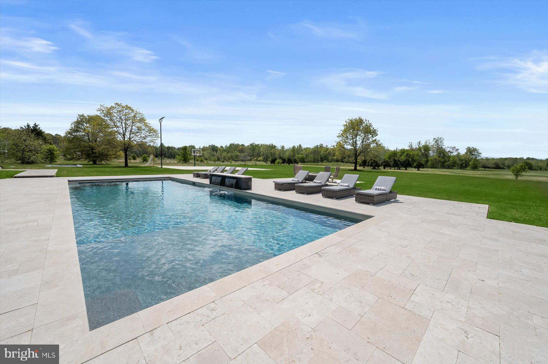 SOUTHERN HILLS - Residential