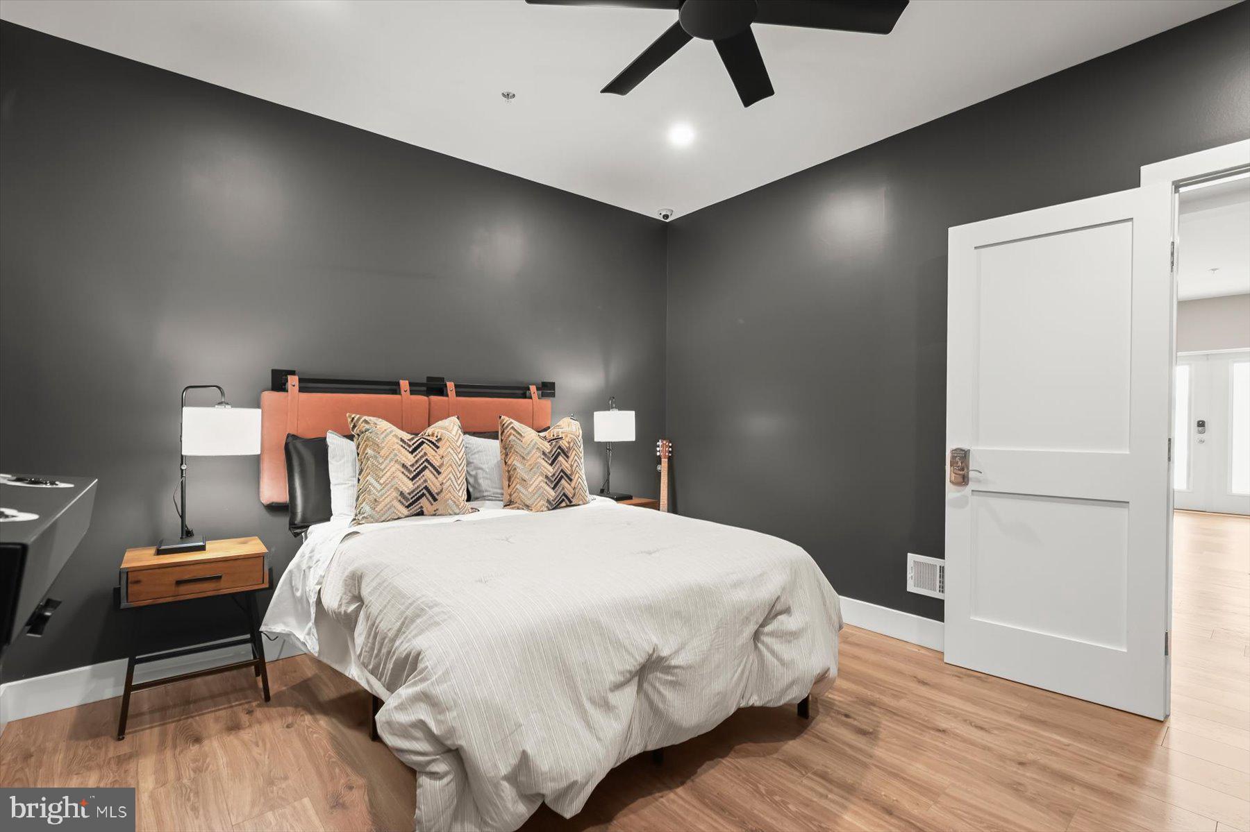 SOUTHERN HILLS - Residential