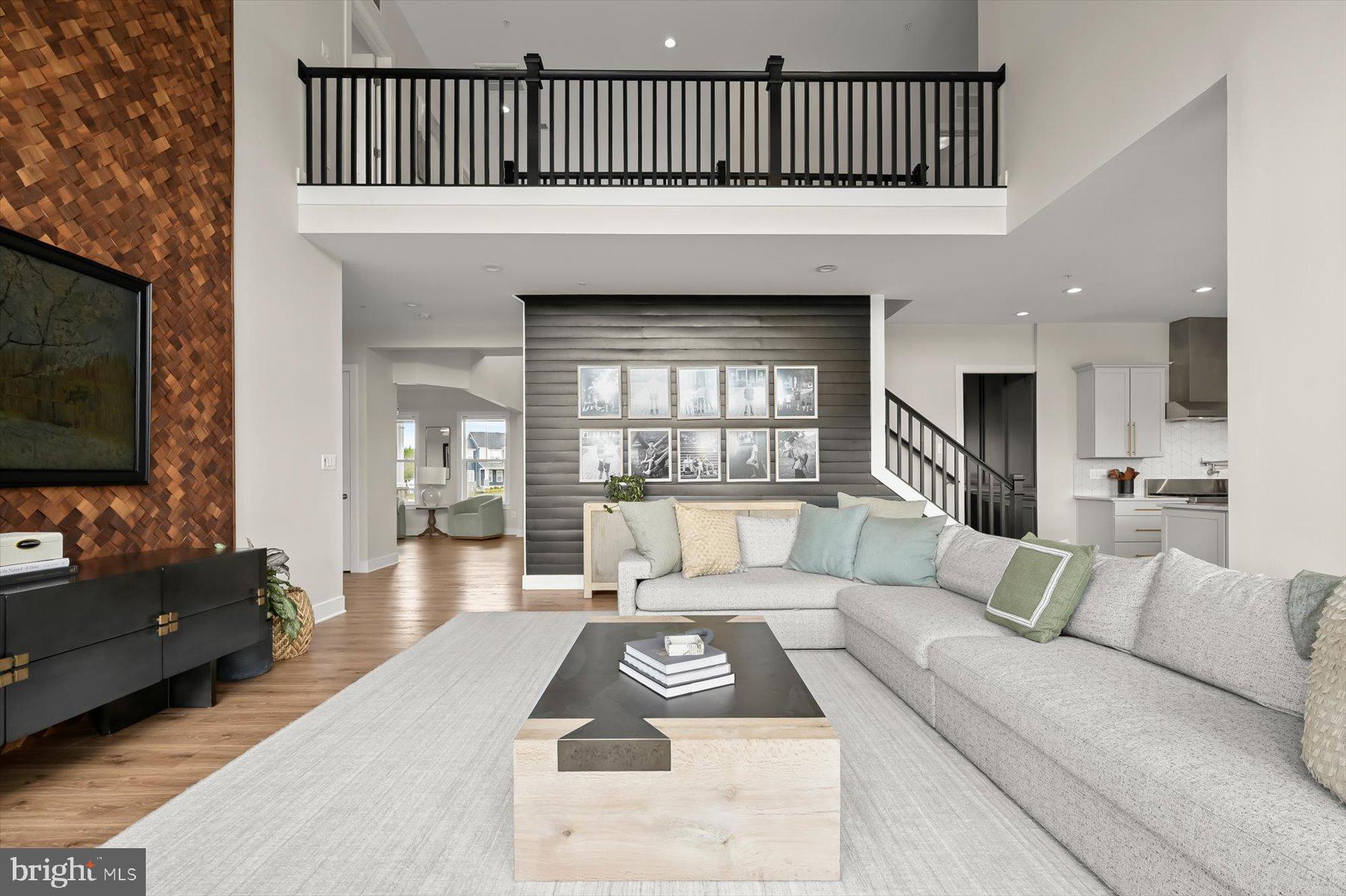 SOUTHERN HILLS - Residential