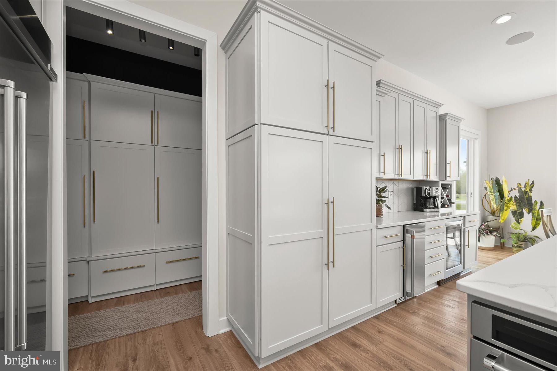 SOUTHERN HILLS - Residential