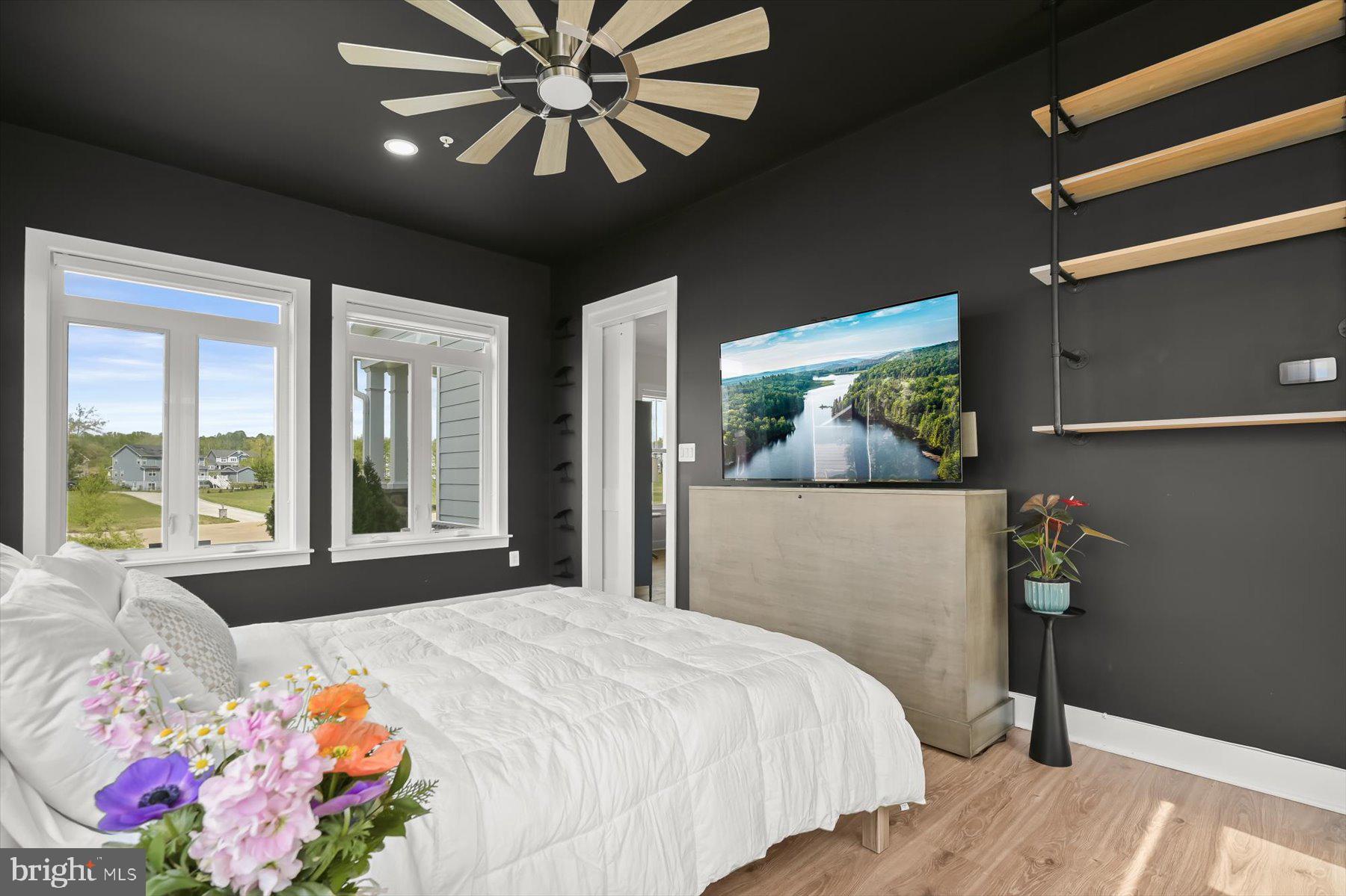 SOUTHERN HILLS - Residential