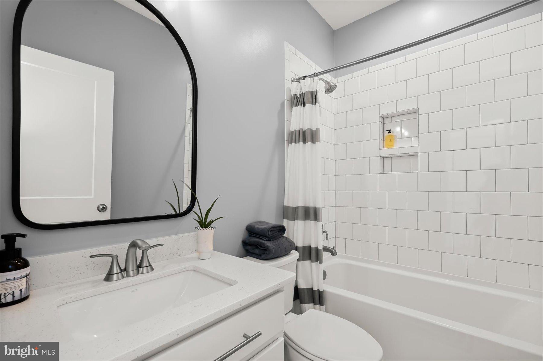 SOUTHERN HILLS - Residential