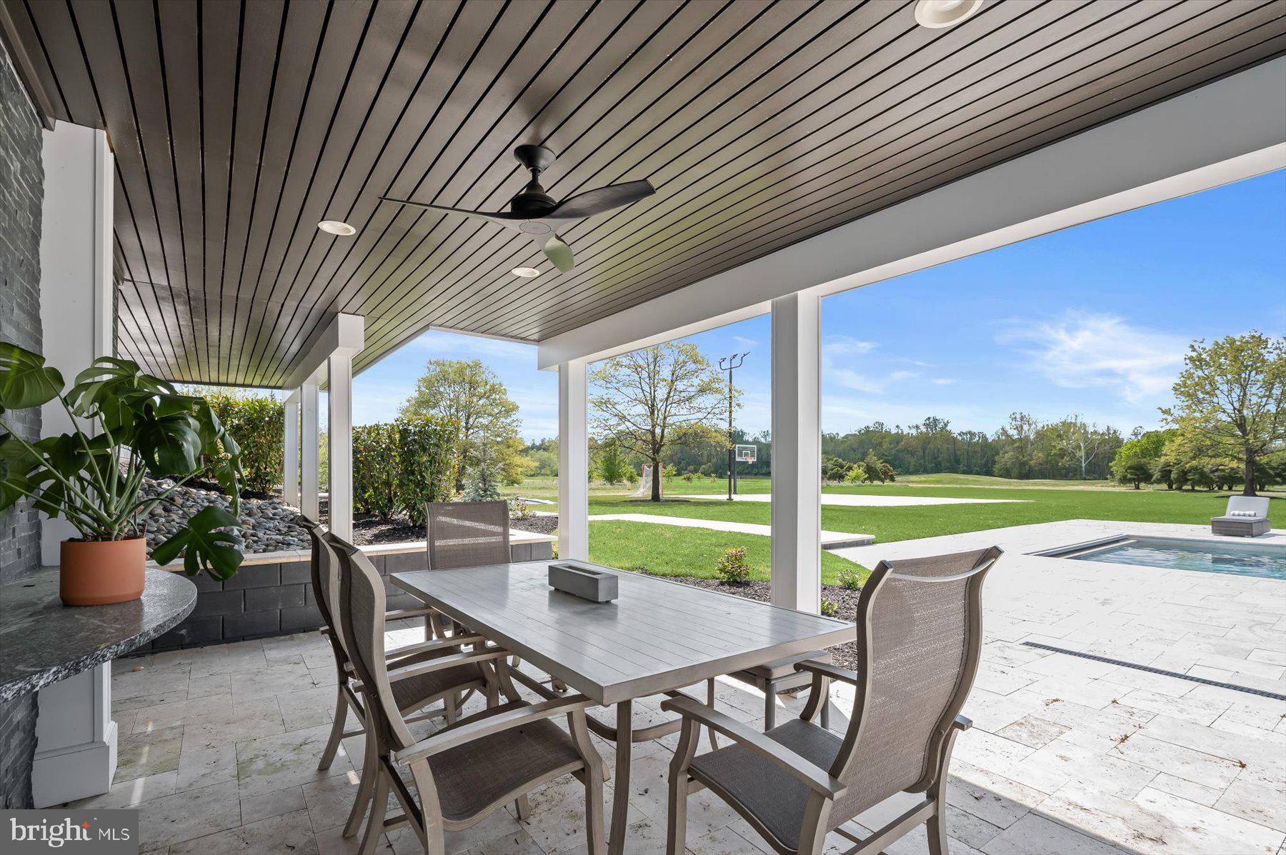 SOUTHERN HILLS - Residential