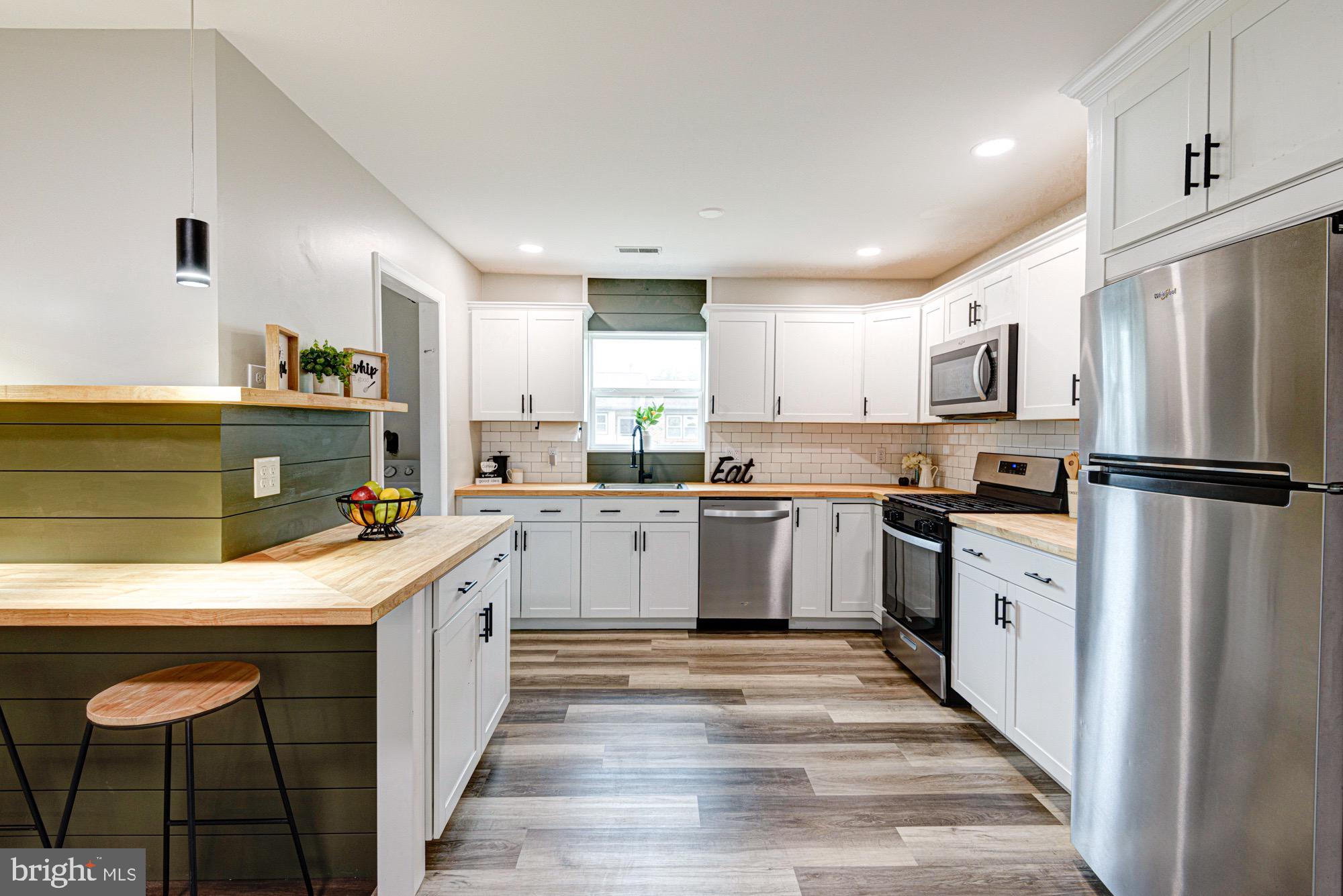 BELLTOWN WOODS - Residential
