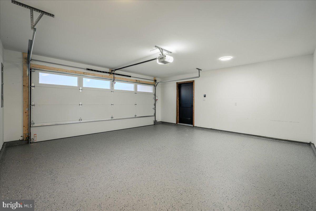 PLEASANT VALLEY WEST - Residential