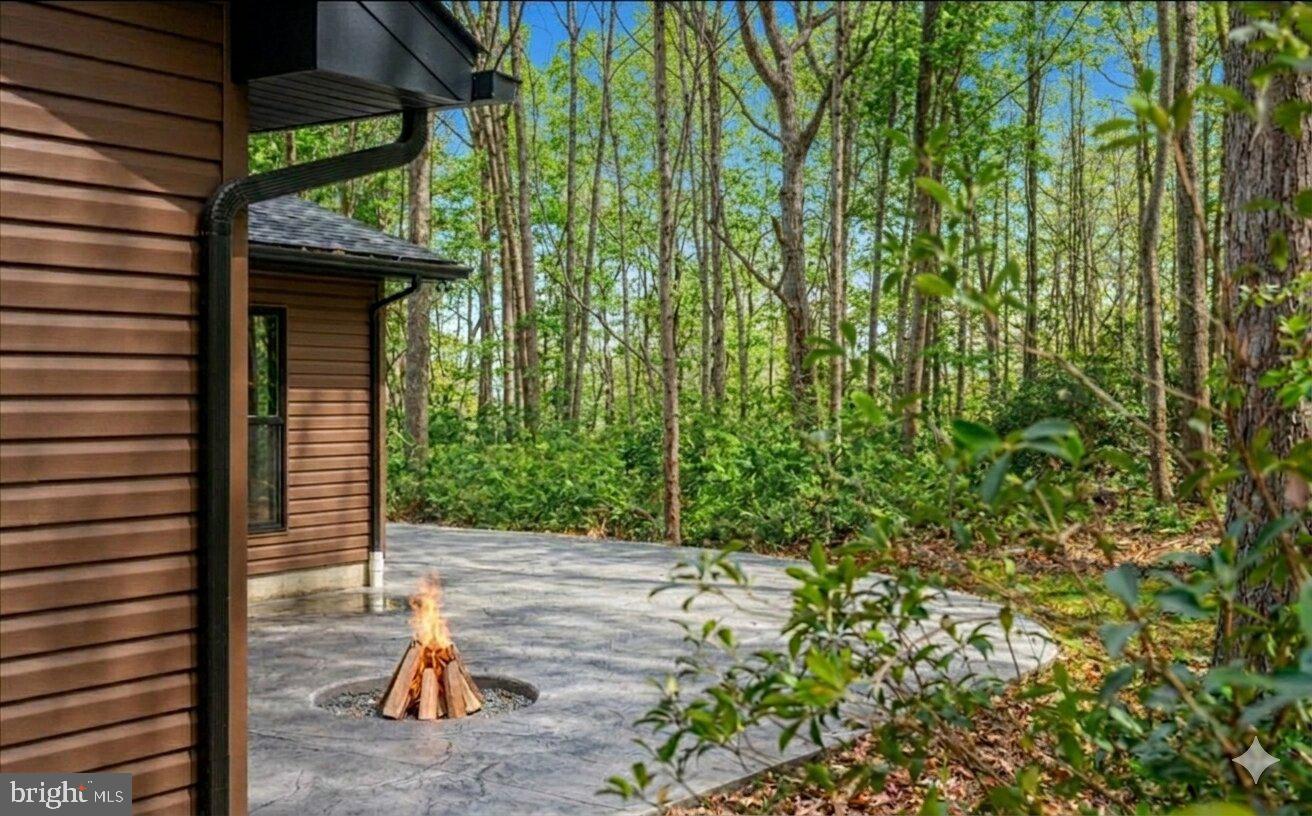 PLEASANT VALLEY WEST - Residential