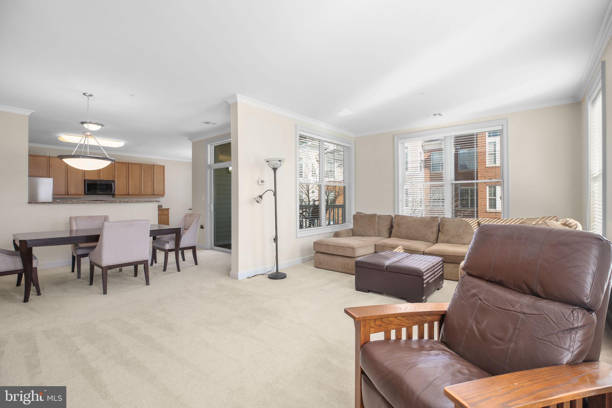 BELMONT TOWN CENTER - Residential