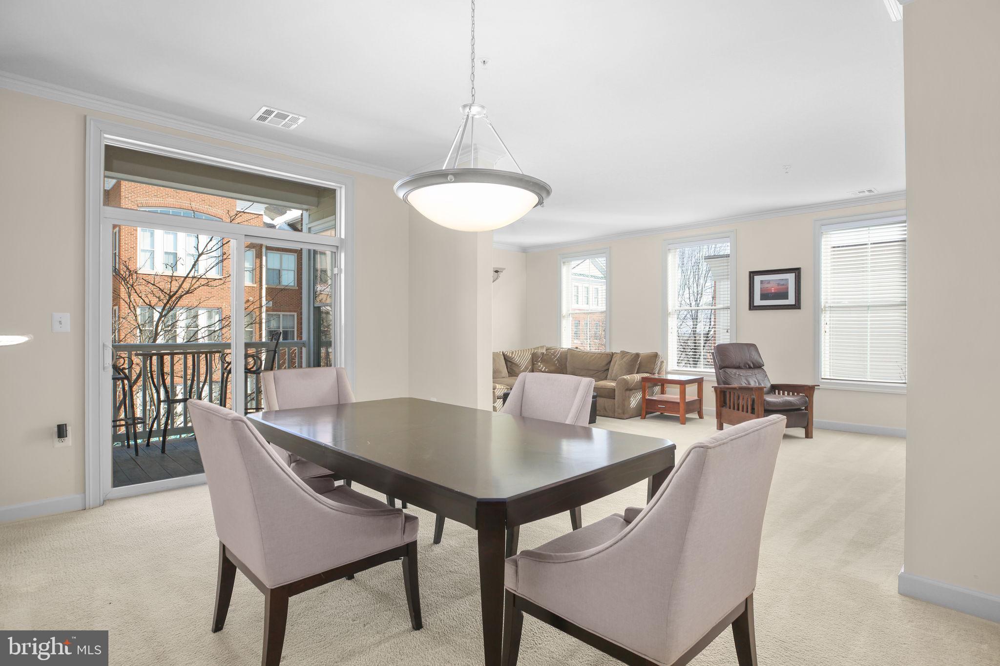 BELMONT TOWN CENTER - Residential