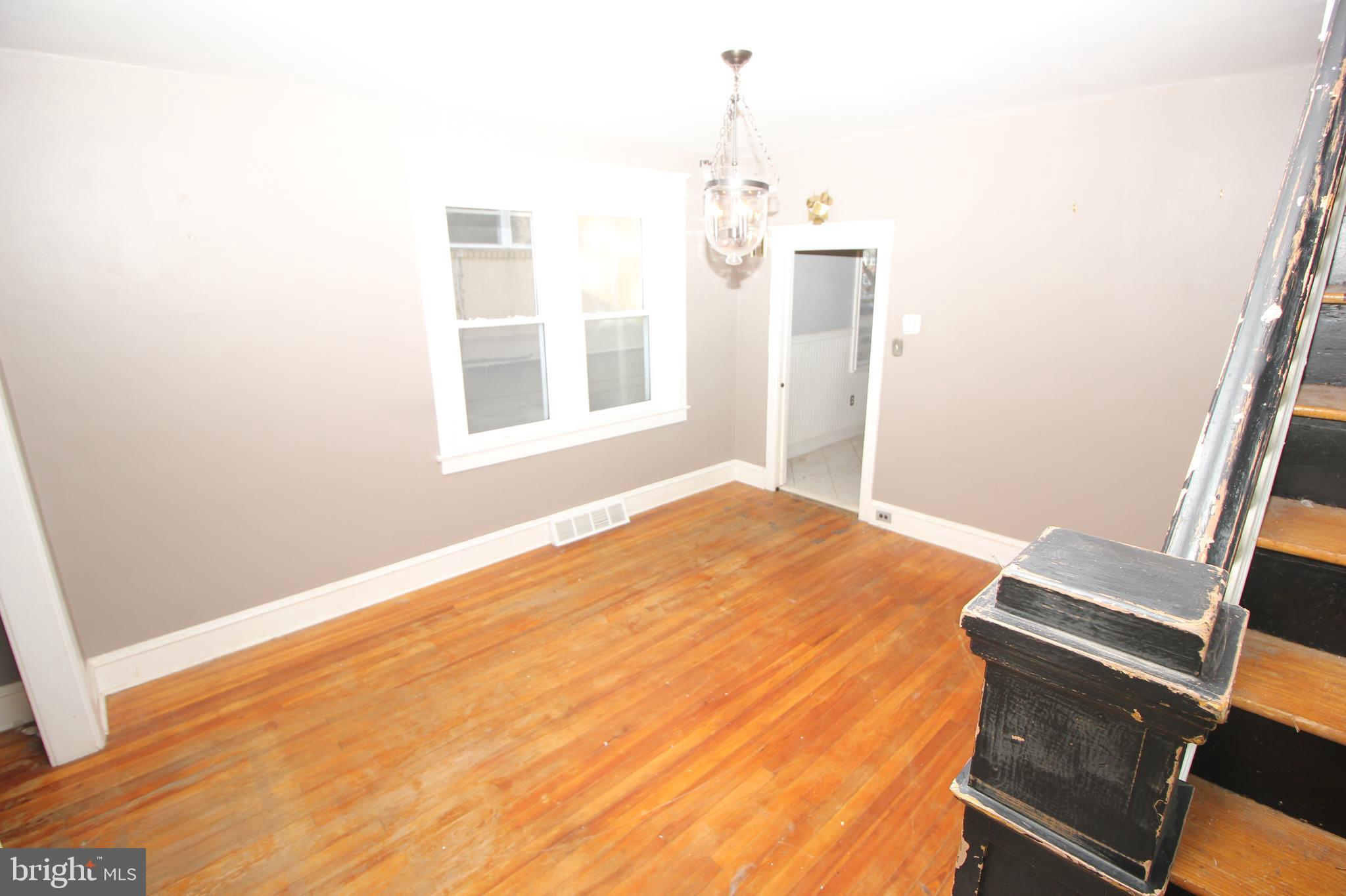 AMBLER HOUSE - Residential