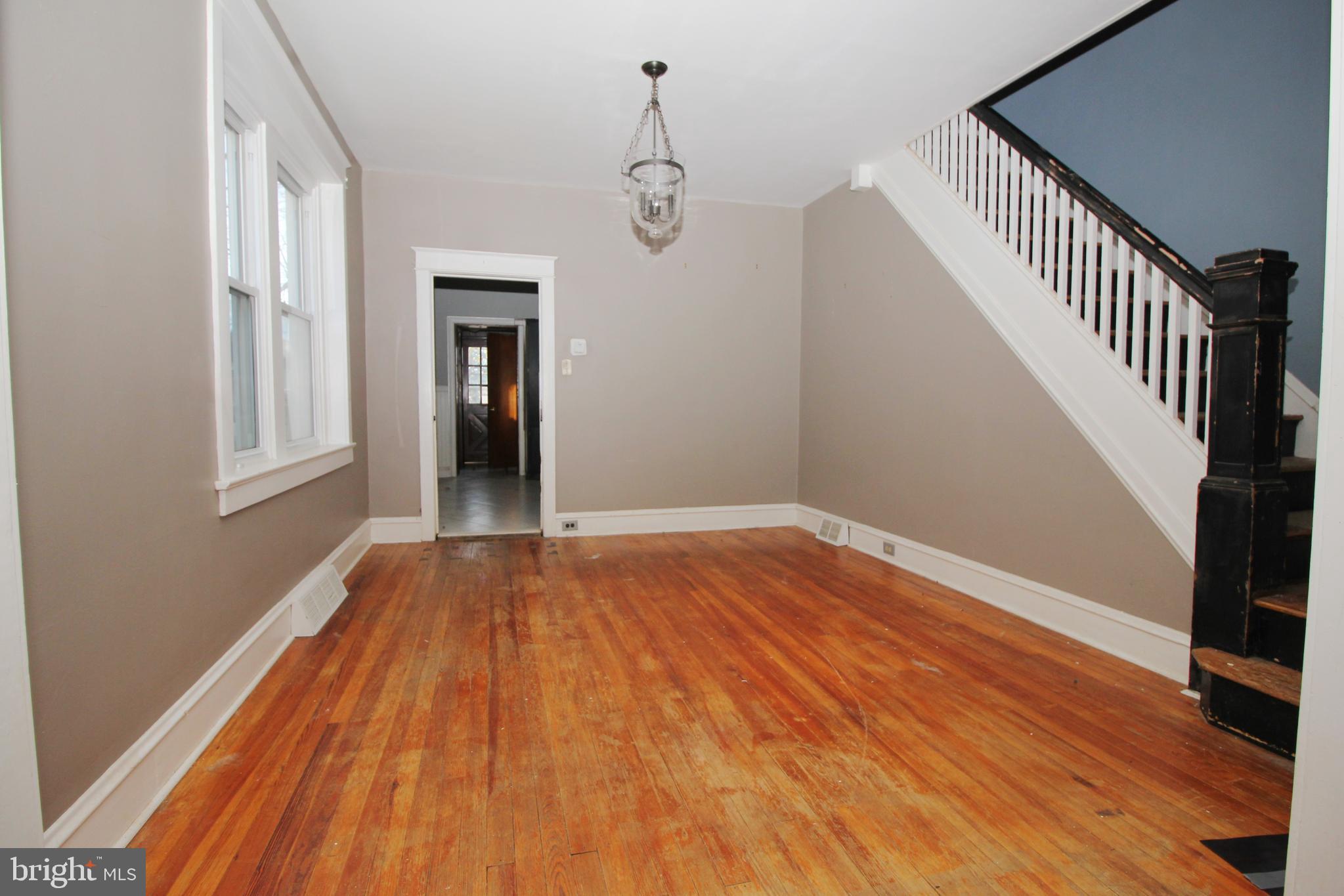 AMBLER HOUSE - Residential