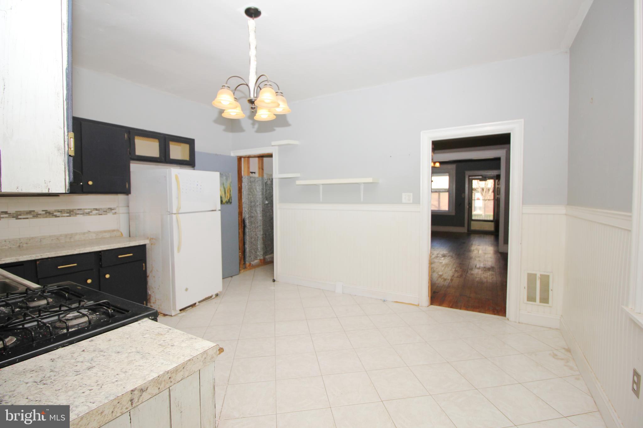 AMBLER HOUSE - Residential