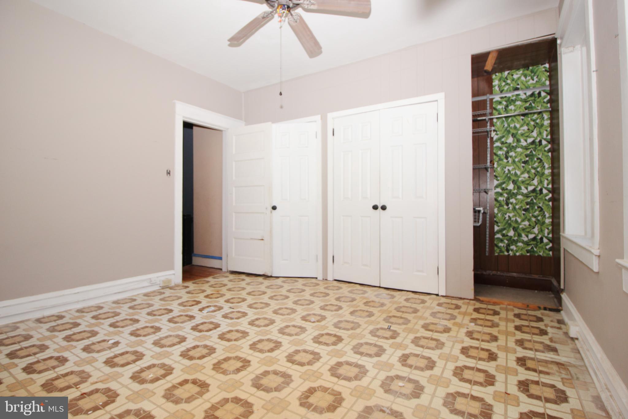 AMBLER HOUSE - Residential