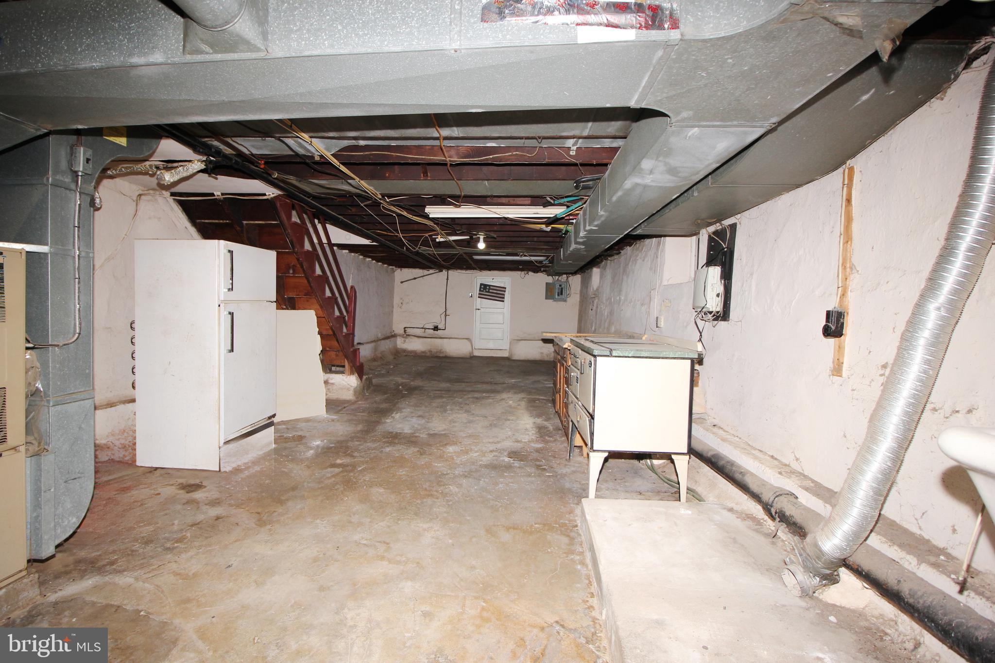 AMBLER HOUSE - Residential