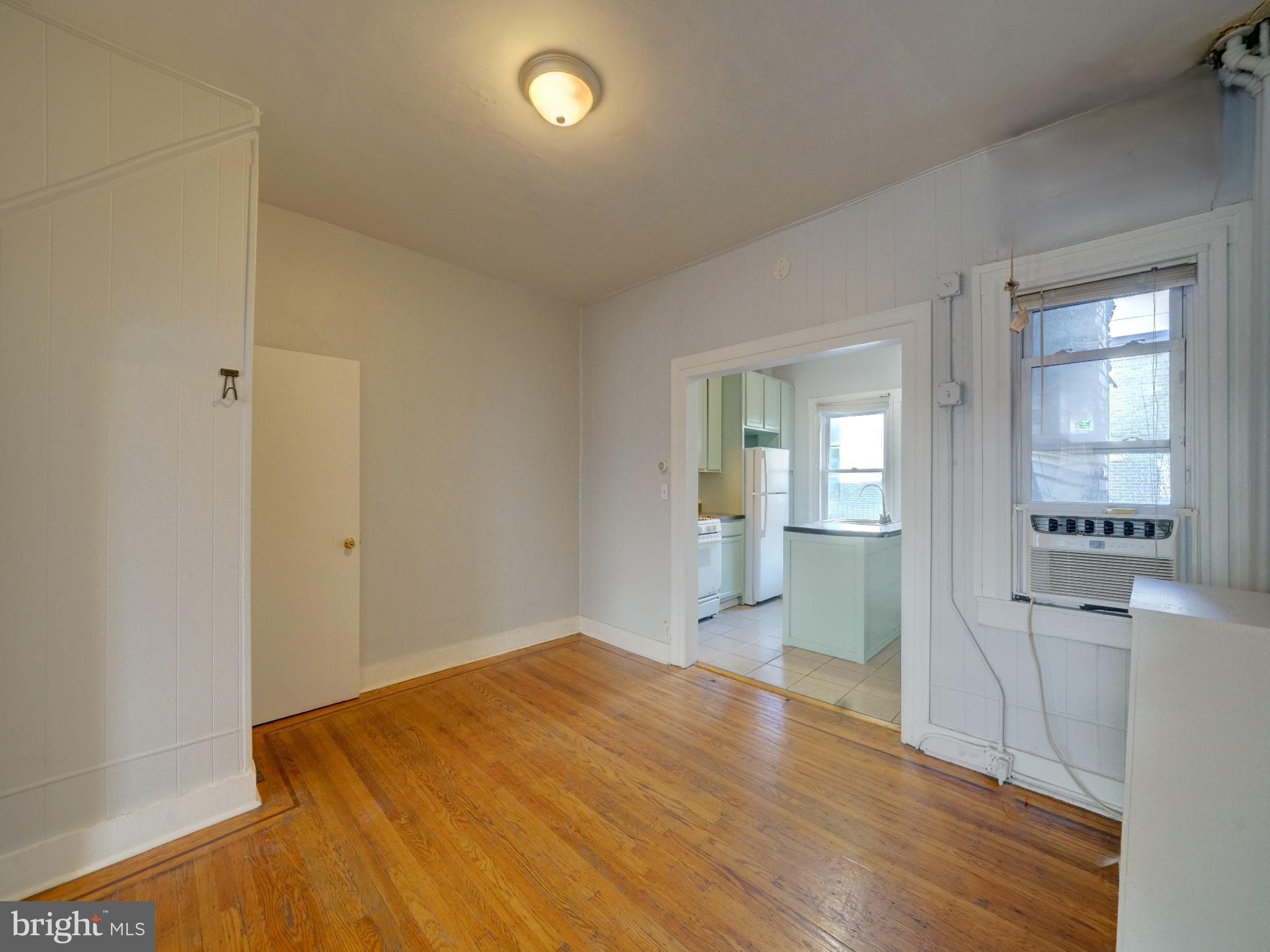 HIGHLANDTOWN - Residential Lease