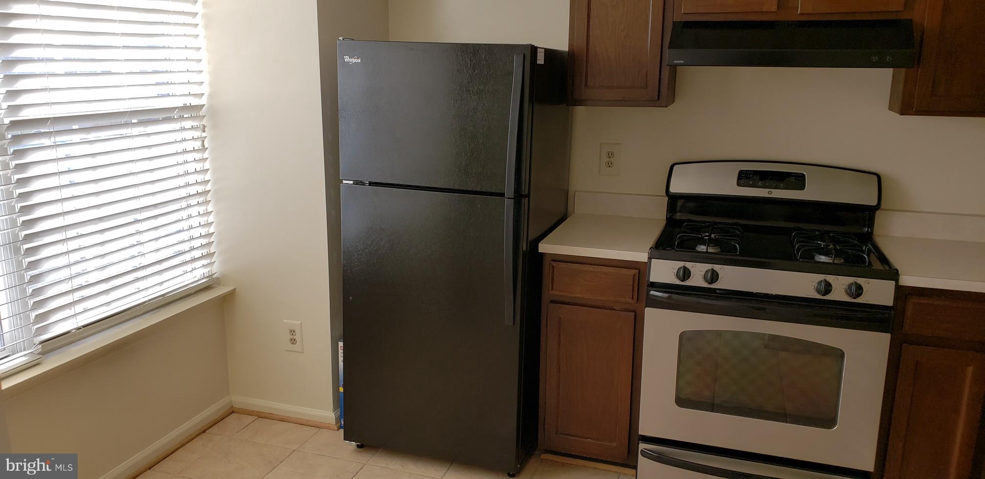 LONDON TOWN WEST - Residential Lease