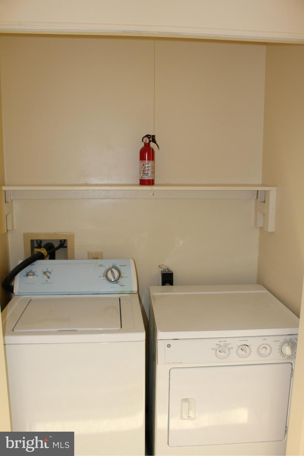 LONDON TOWN WEST - Residential Lease