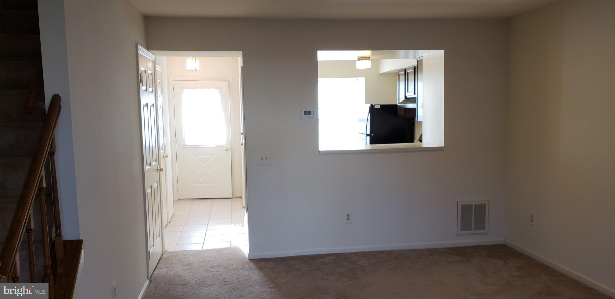 LONDON TOWN WEST - Residential Lease