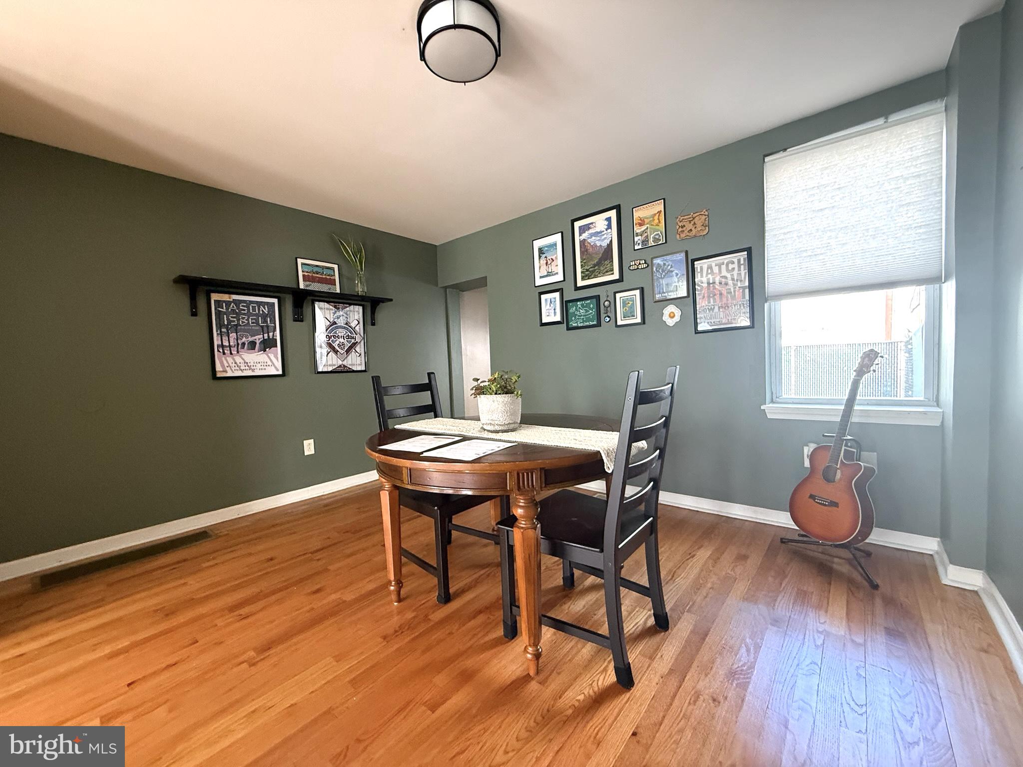 2608 CEDAR STREET