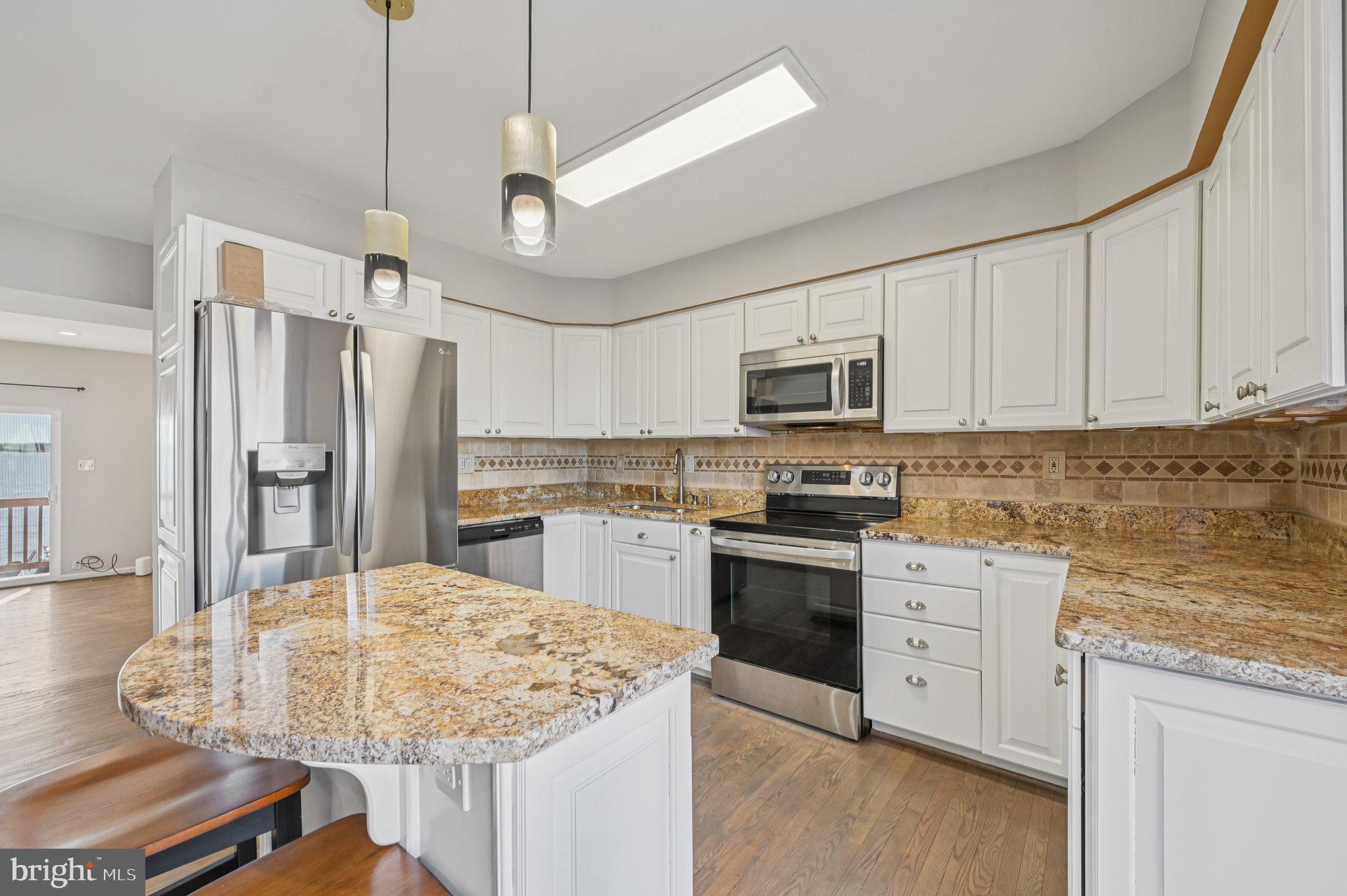 VILLA CAPRI - Residential