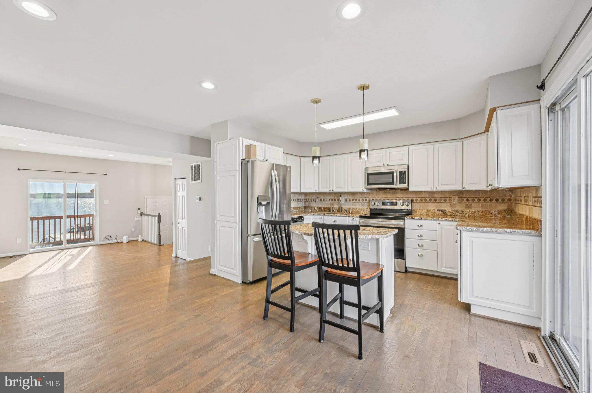 VILLA CAPRI - Residential