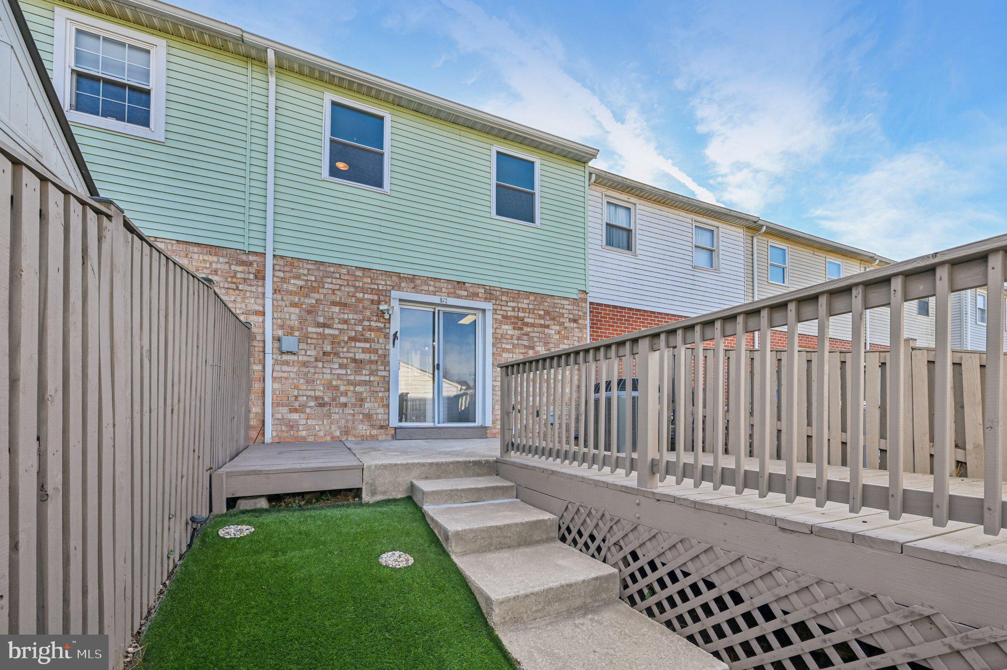 VILLA CAPRI - Residential