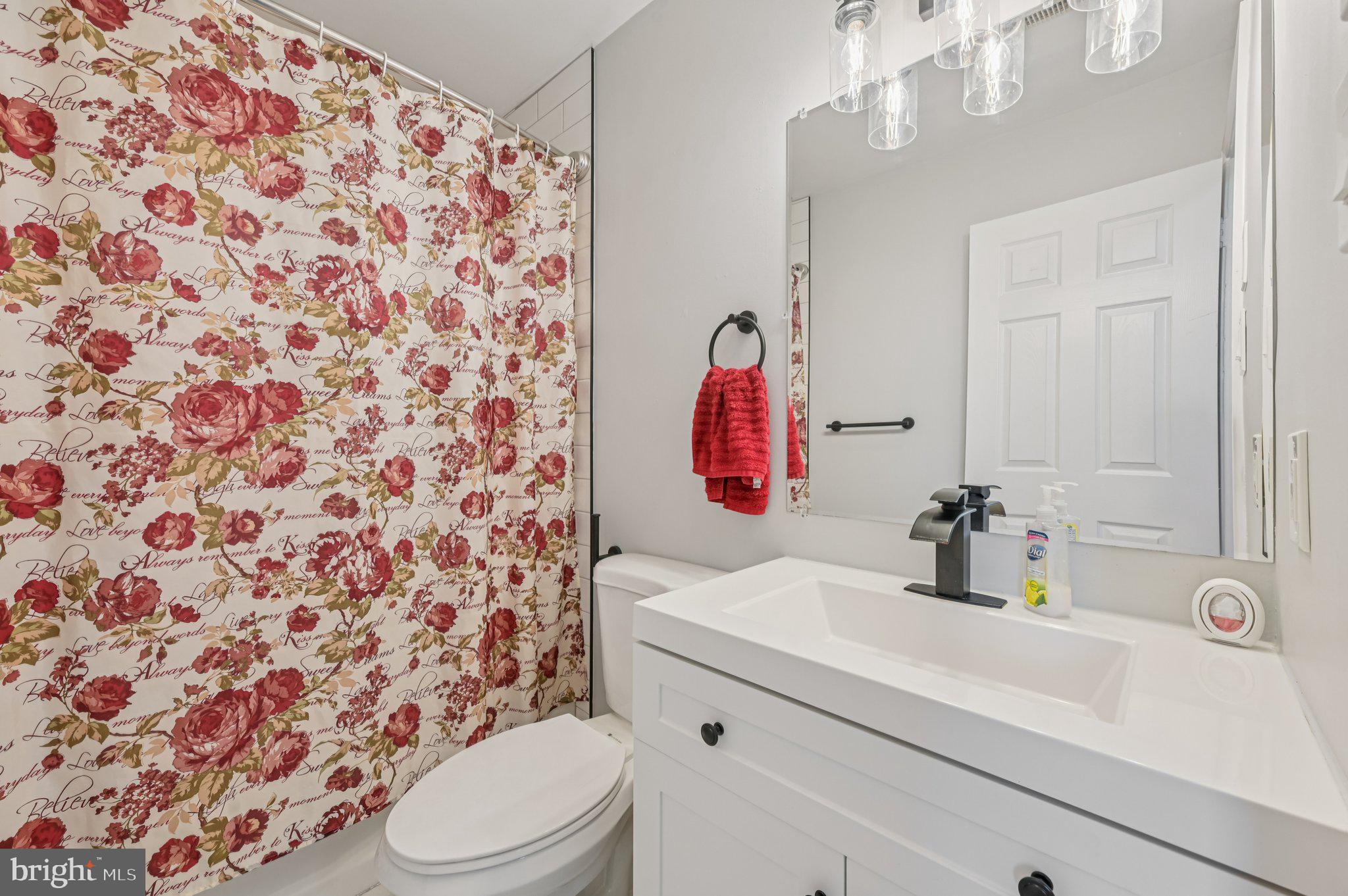 VILLA CAPRI - Residential