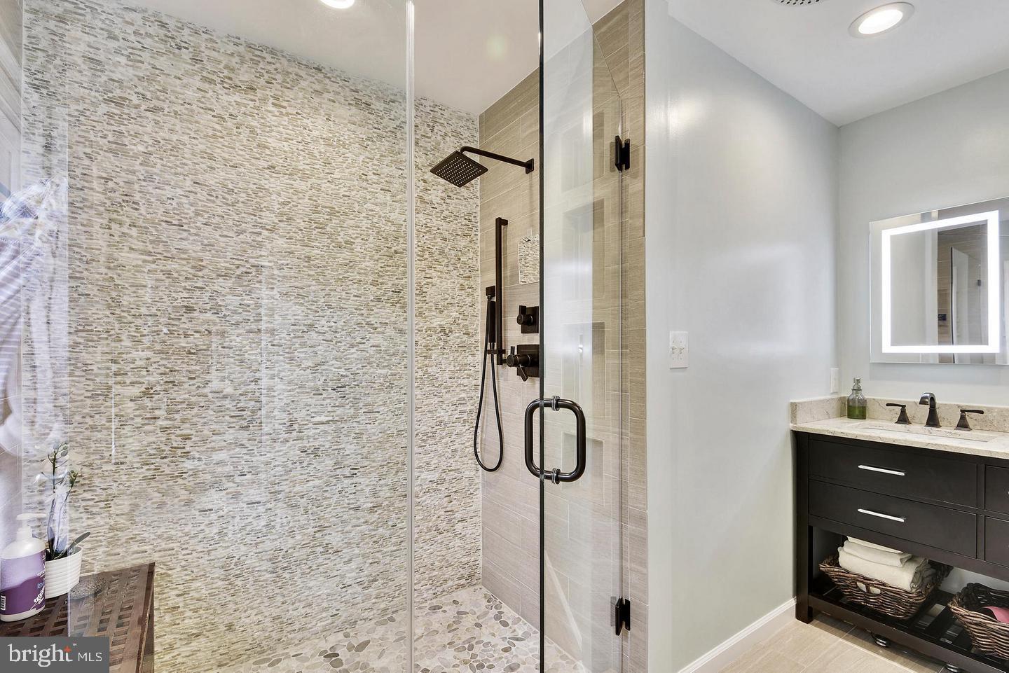 PLEASANT RIDGE - Residential