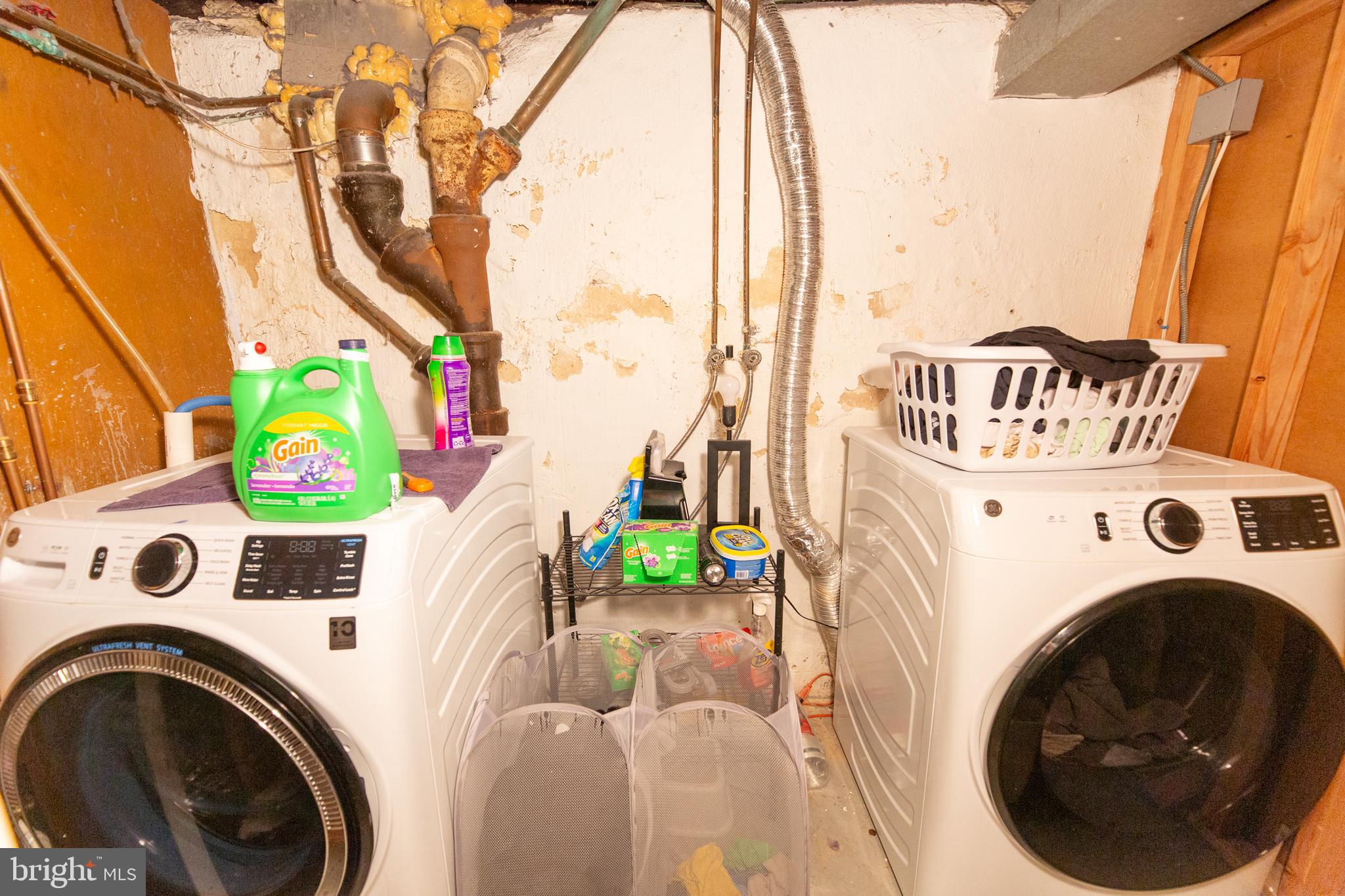 OAK LANE MANOR - Residential