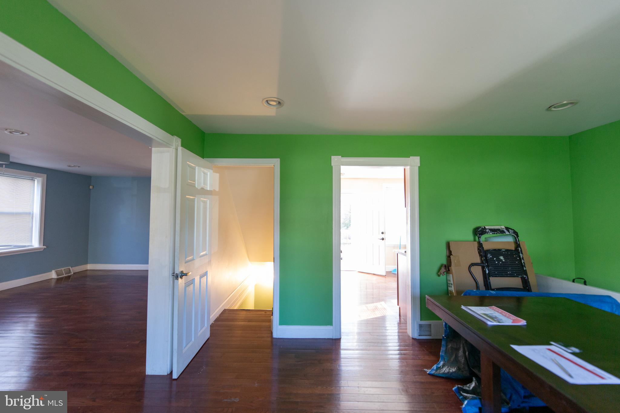 OAK LANE MANOR - Residential