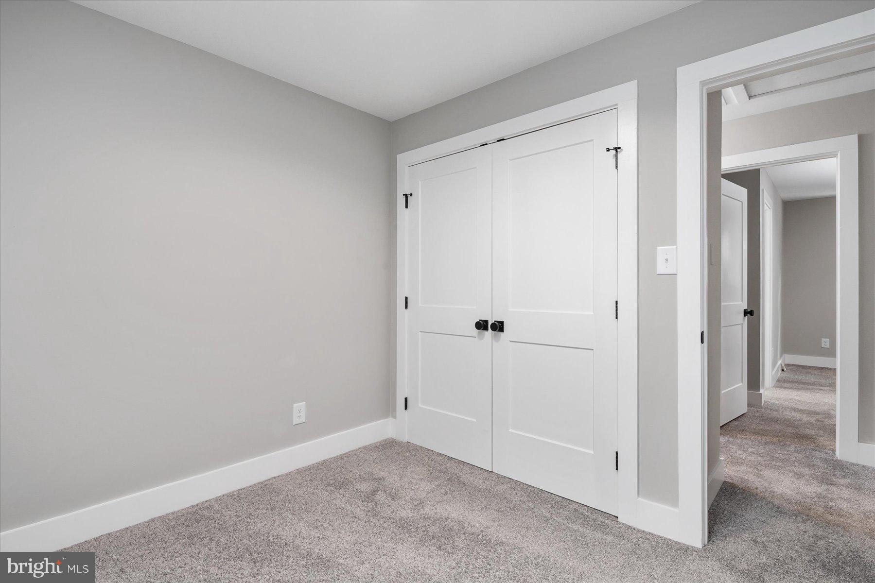 BEN OAKS ON SEVERN - Residential