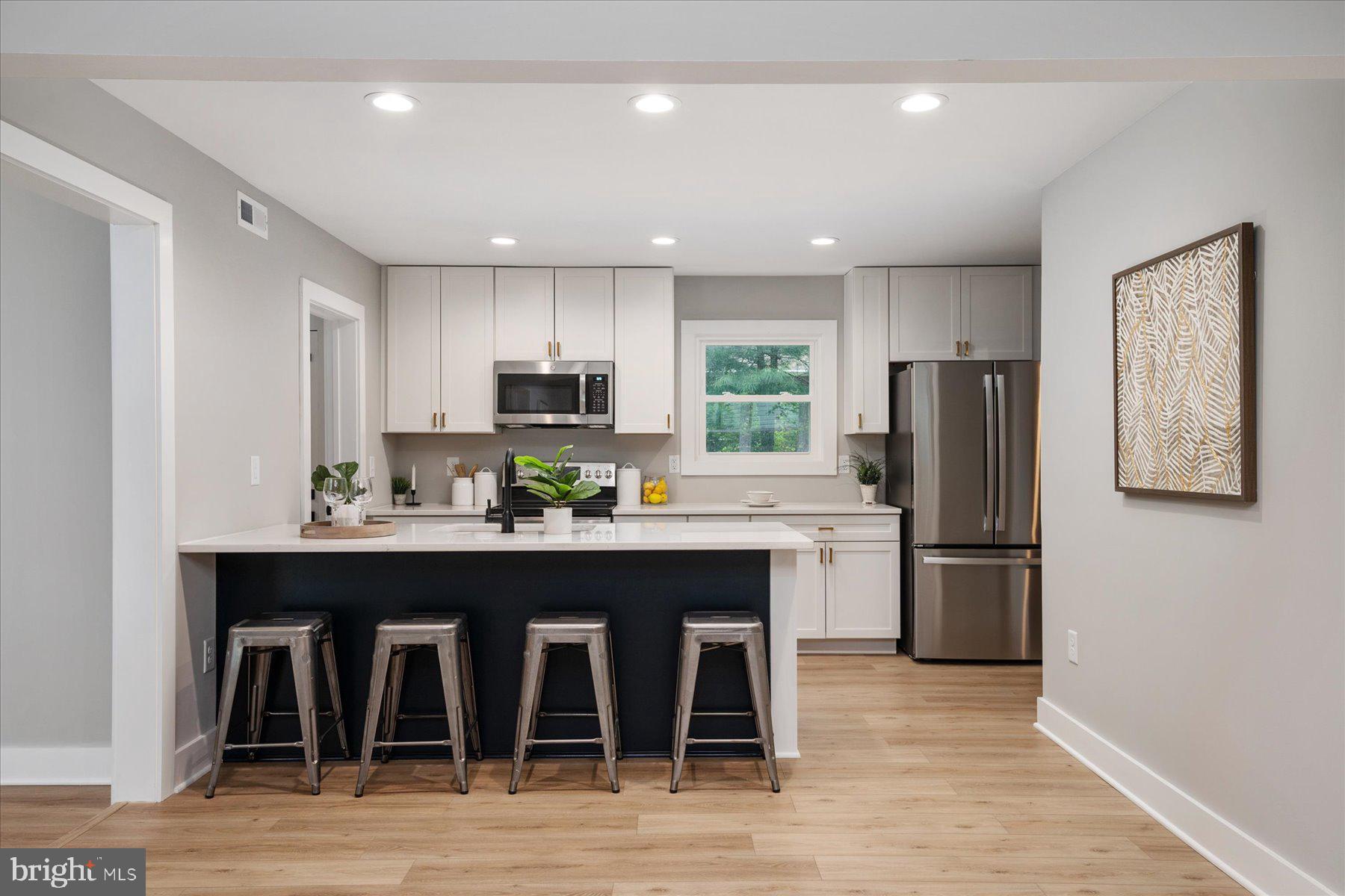 BEN OAKS ON SEVERN - Residential