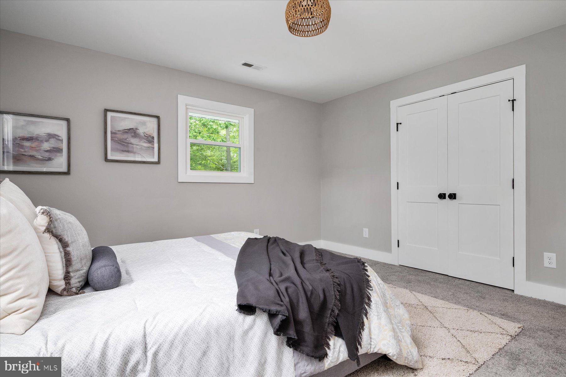 BEN OAKS ON SEVERN - Residential