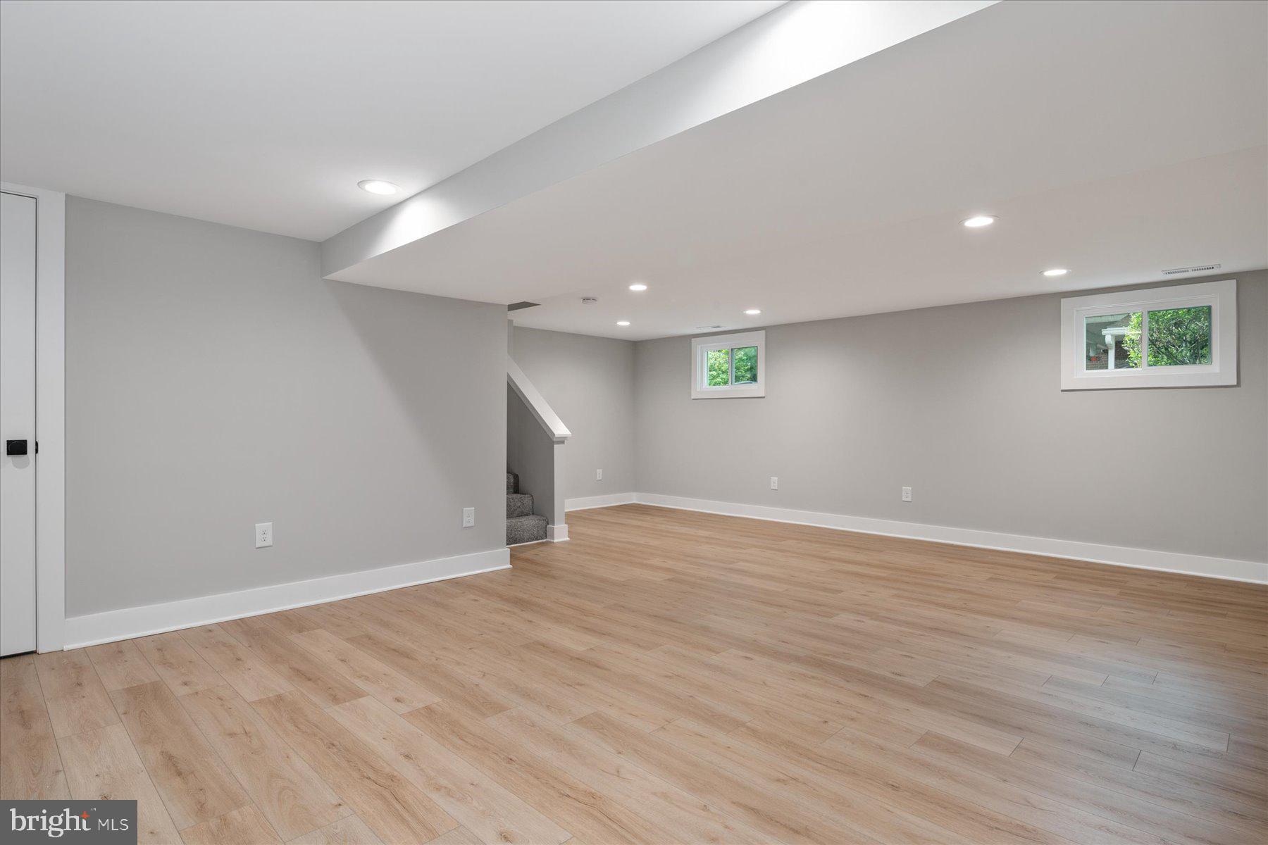 BEN OAKS ON SEVERN - Residential