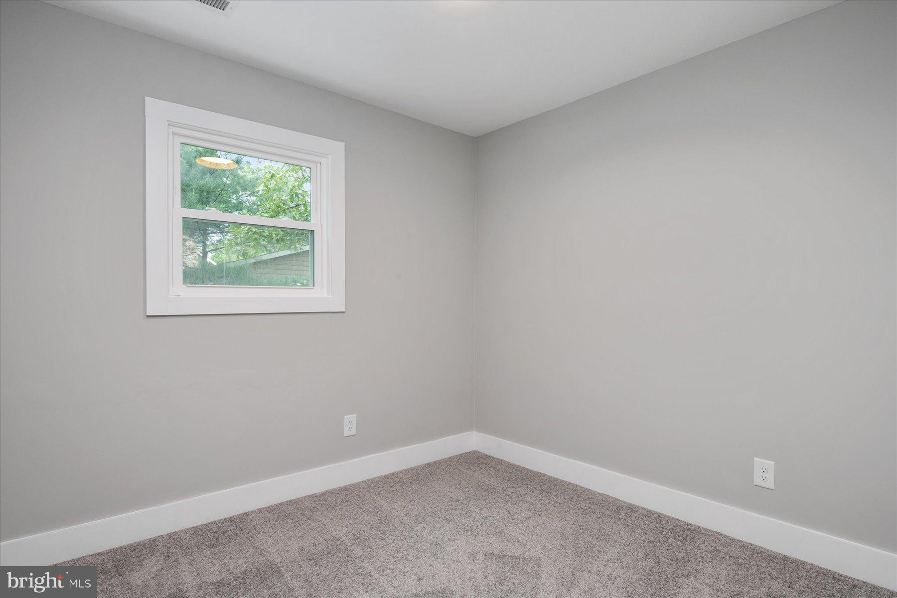 BEN OAKS ON SEVERN - Residential