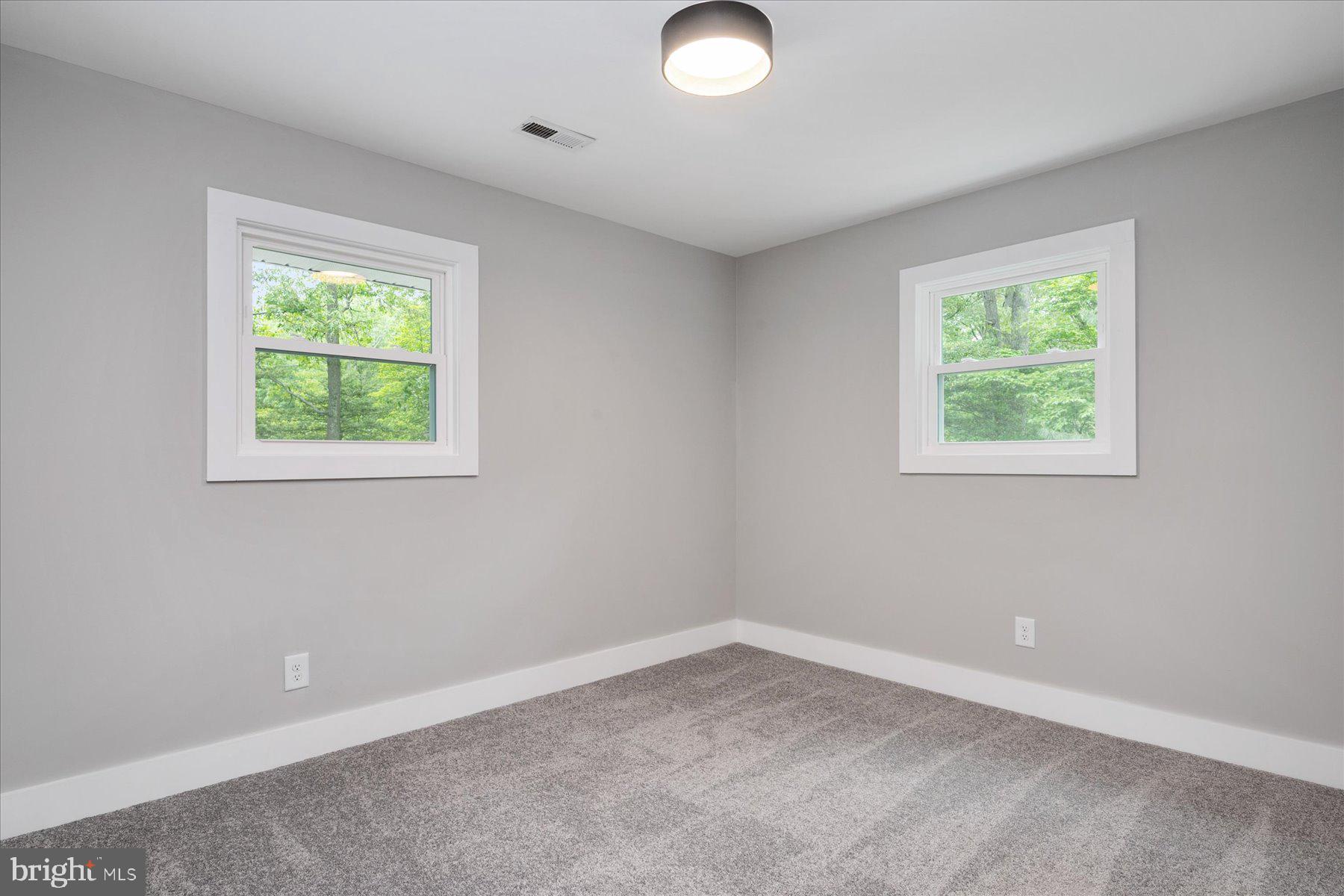 BEN OAKS ON SEVERN - Residential