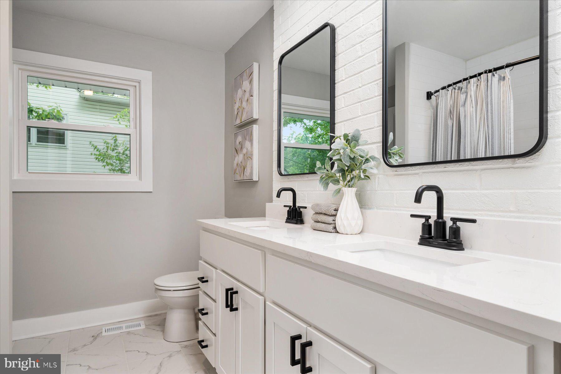 BEN OAKS ON SEVERN - Residential