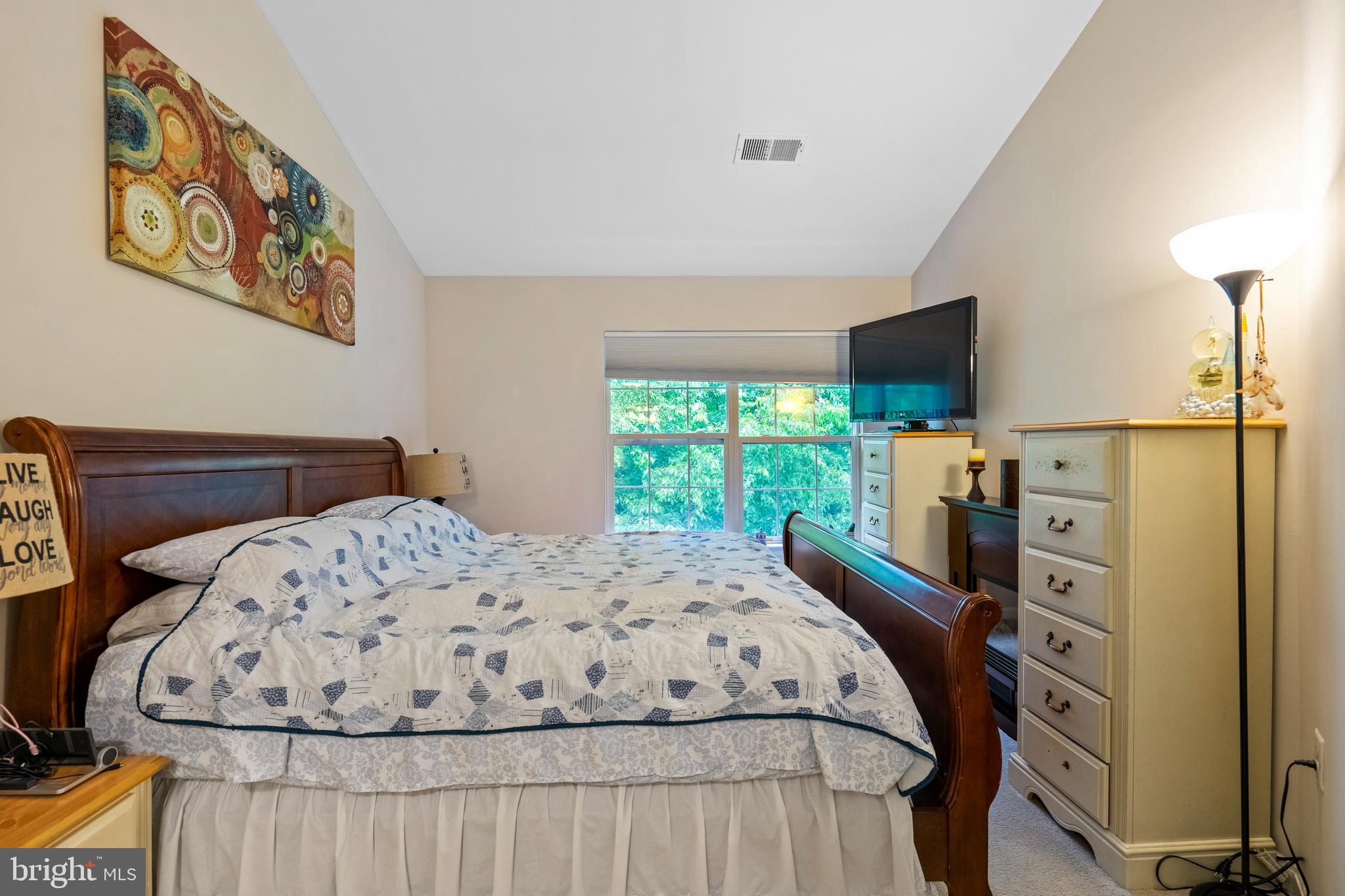 SUTTON RIDGE - Residential