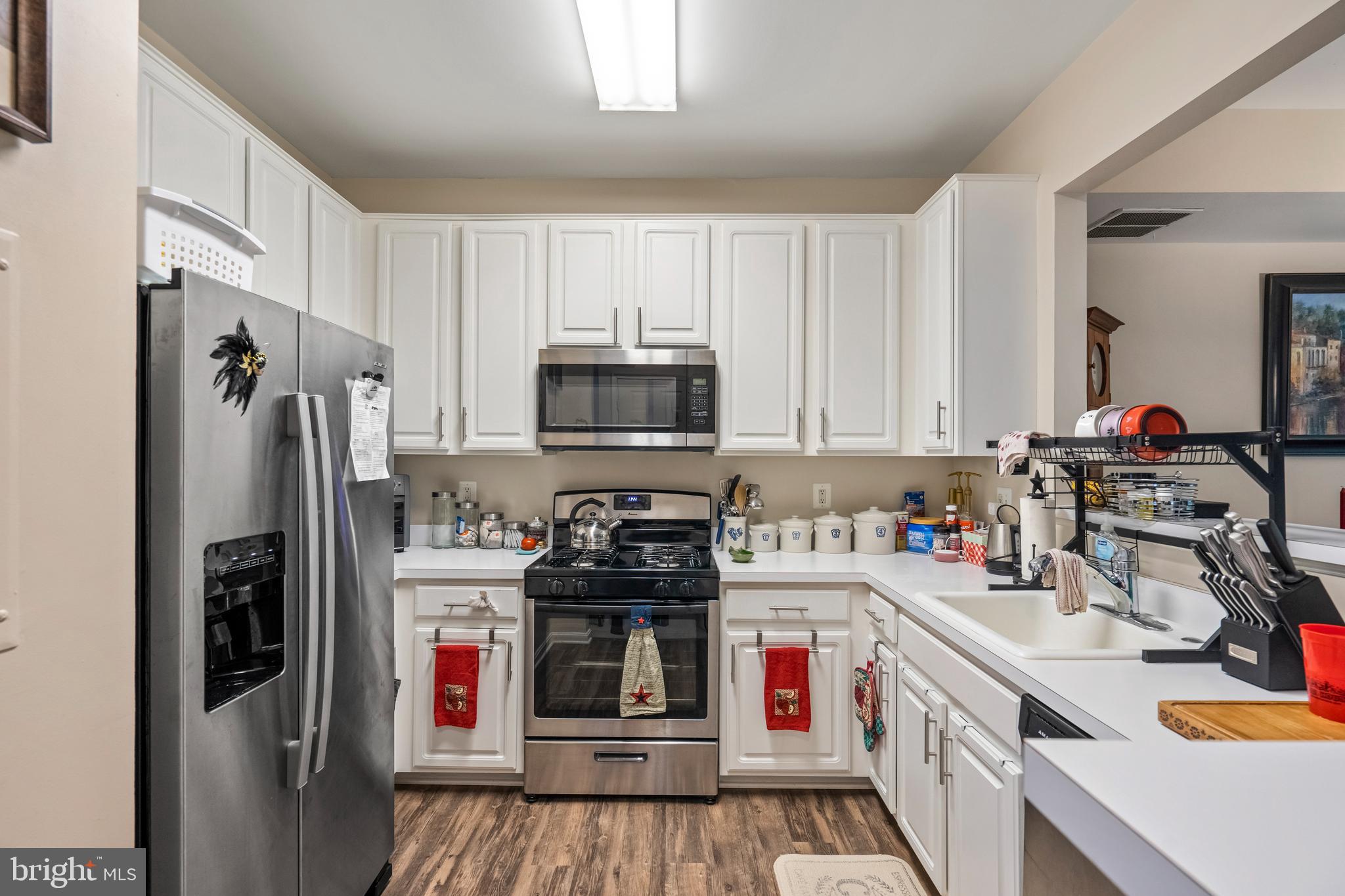 SUTTON RIDGE - Residential