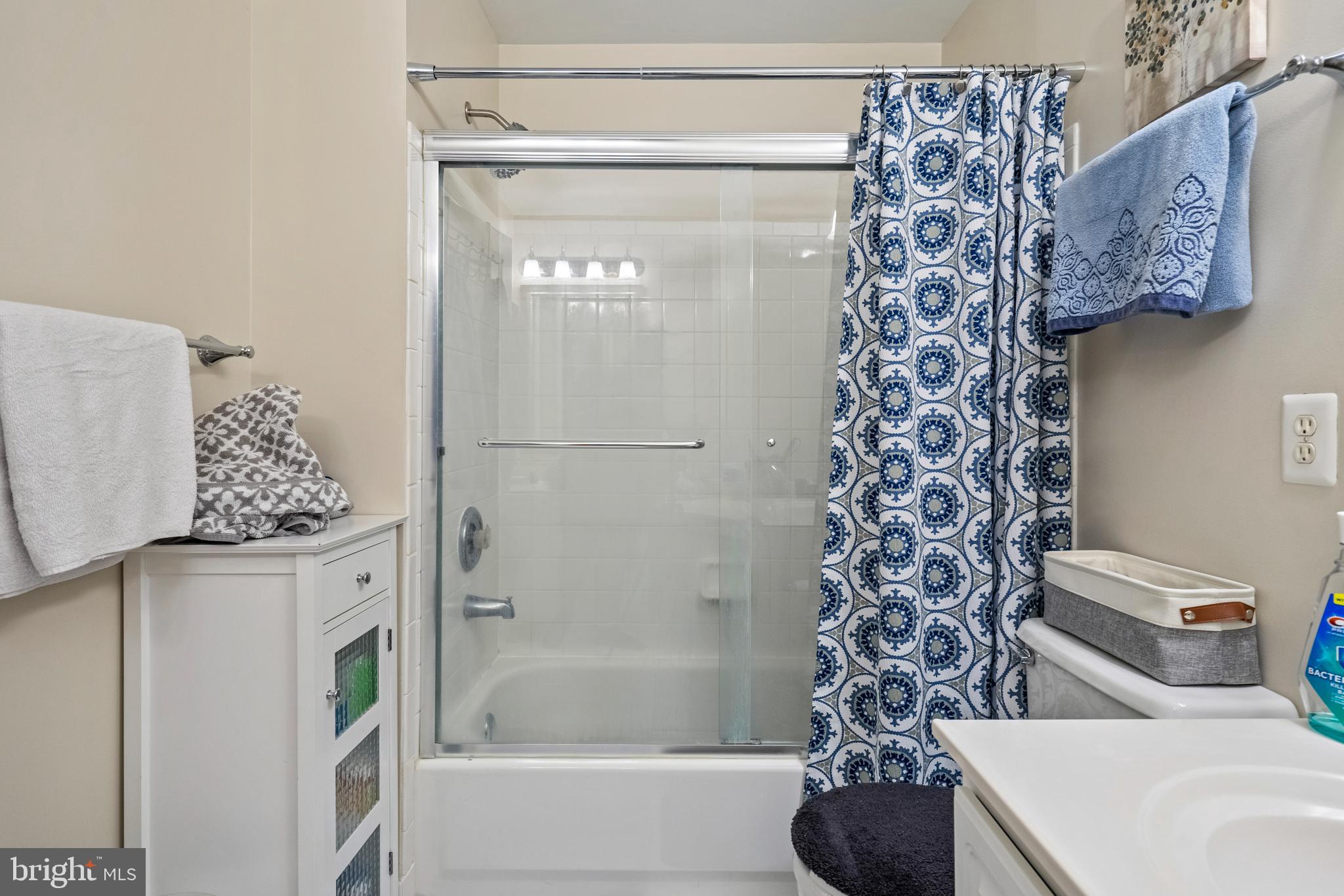 SUTTON RIDGE - Residential