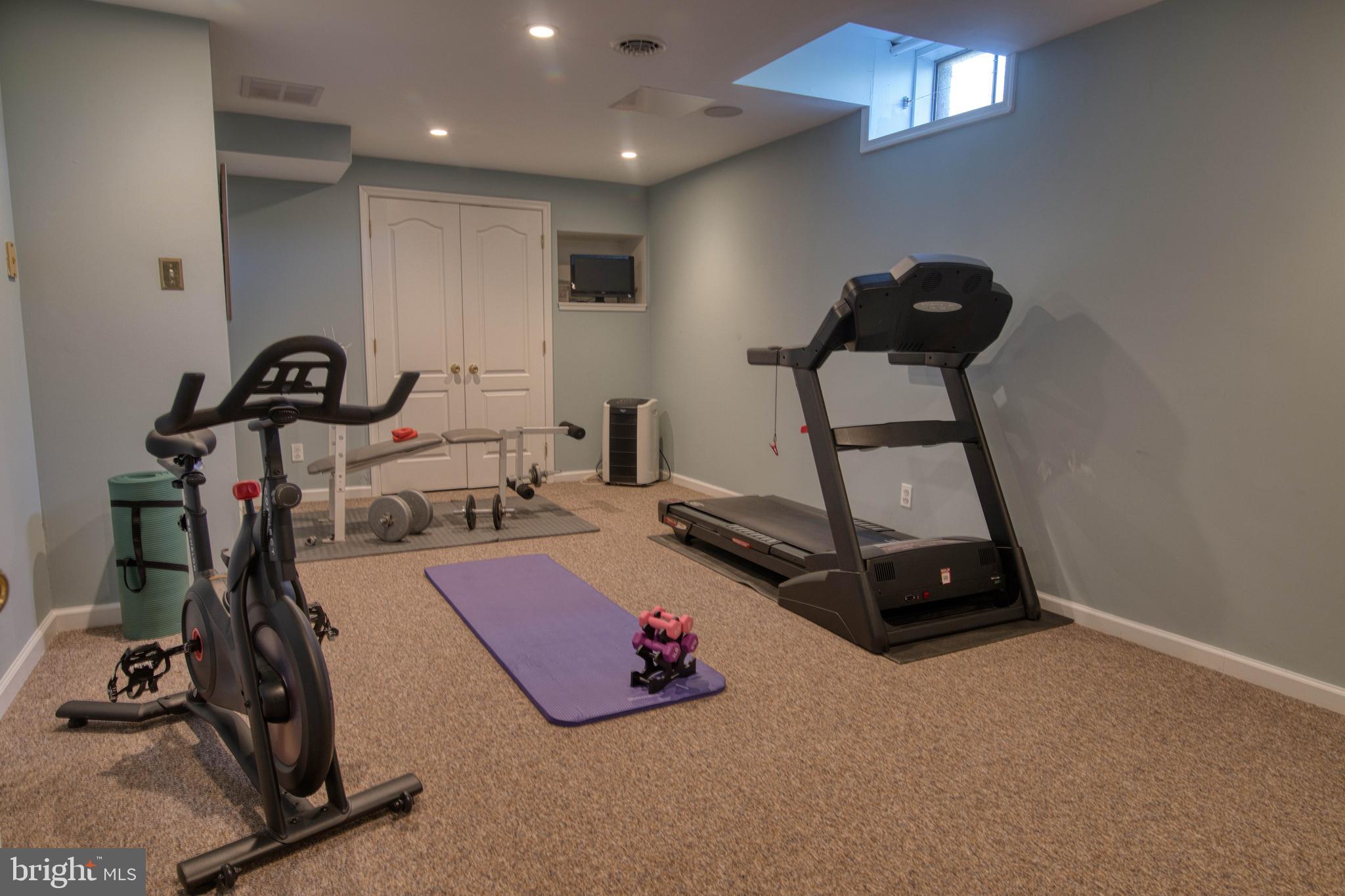 BLUE BELL CC - Residential