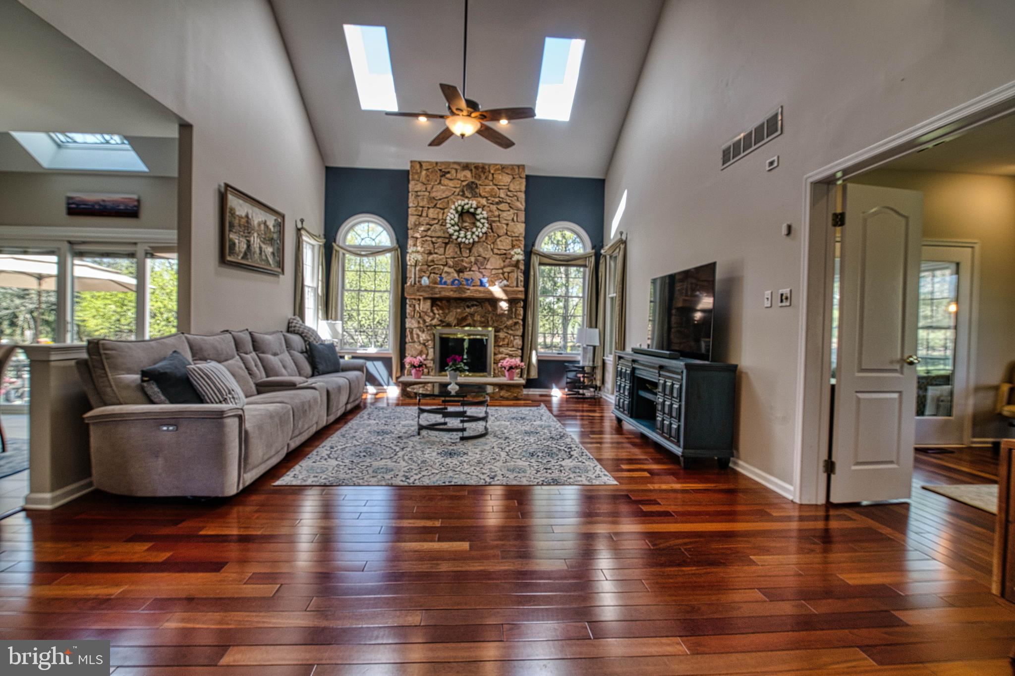 BLUE BELL CC - Residential