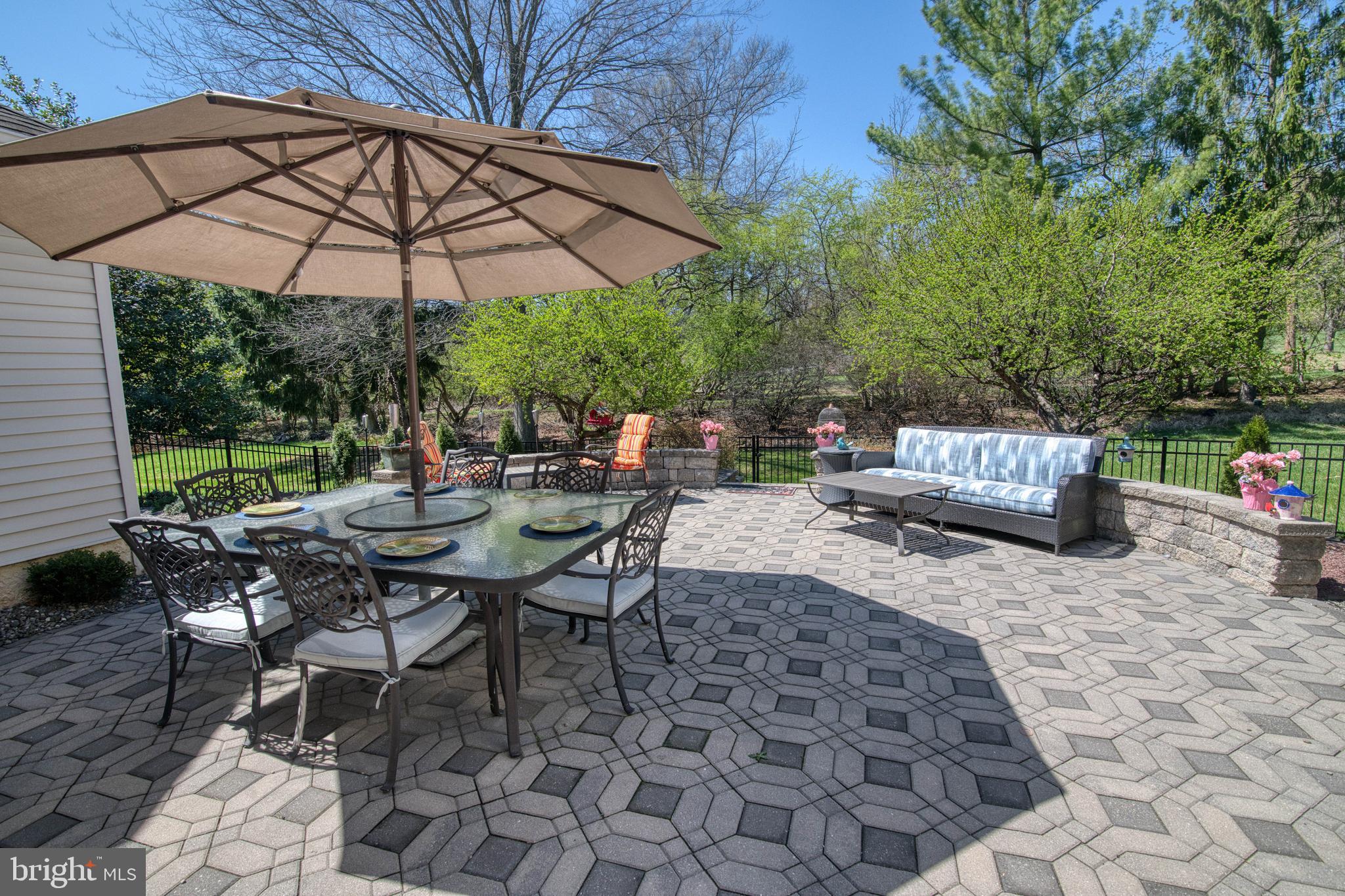 BLUE BELL CC - Residential