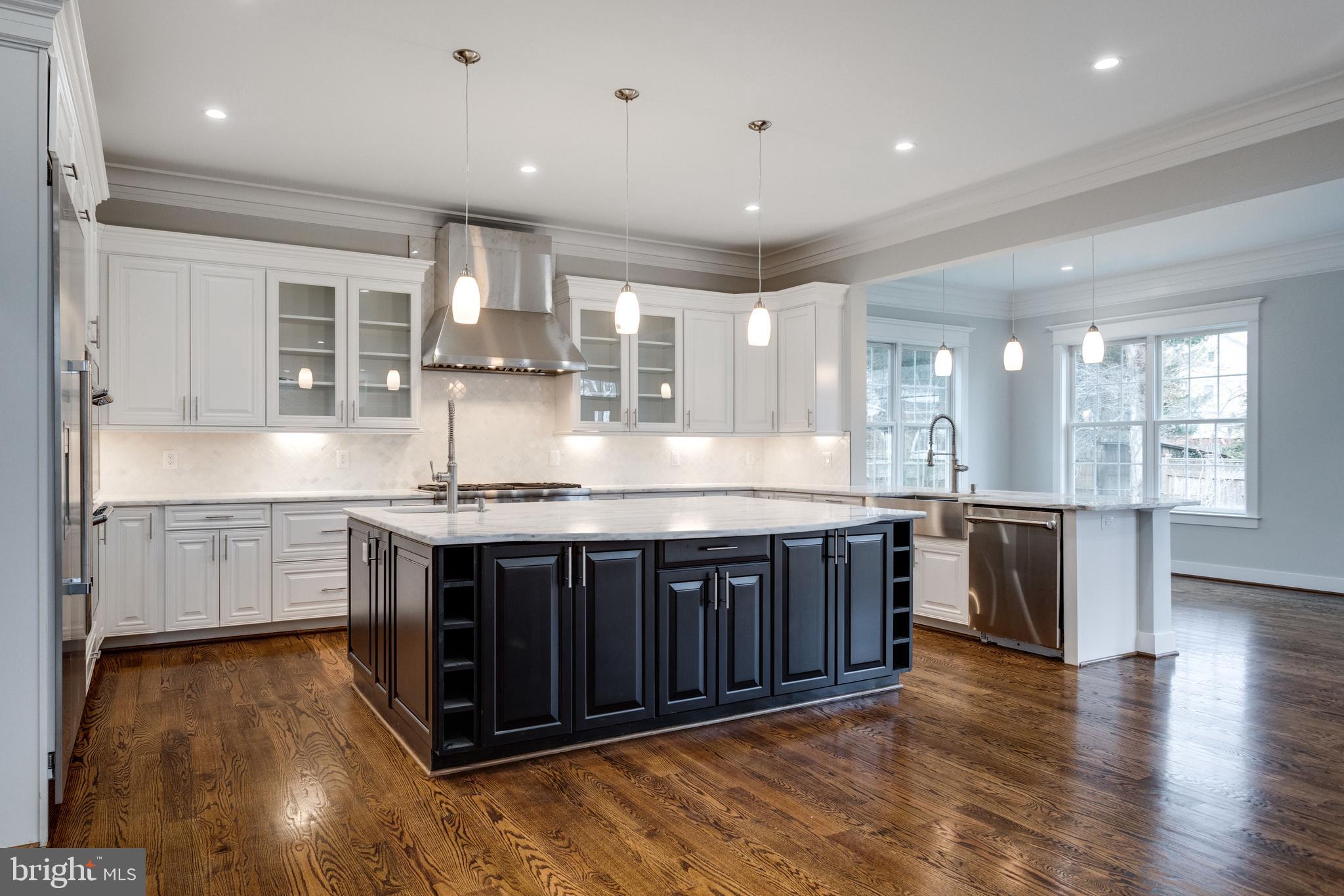 BROYHILL LANGLEY ESTATES - Residential