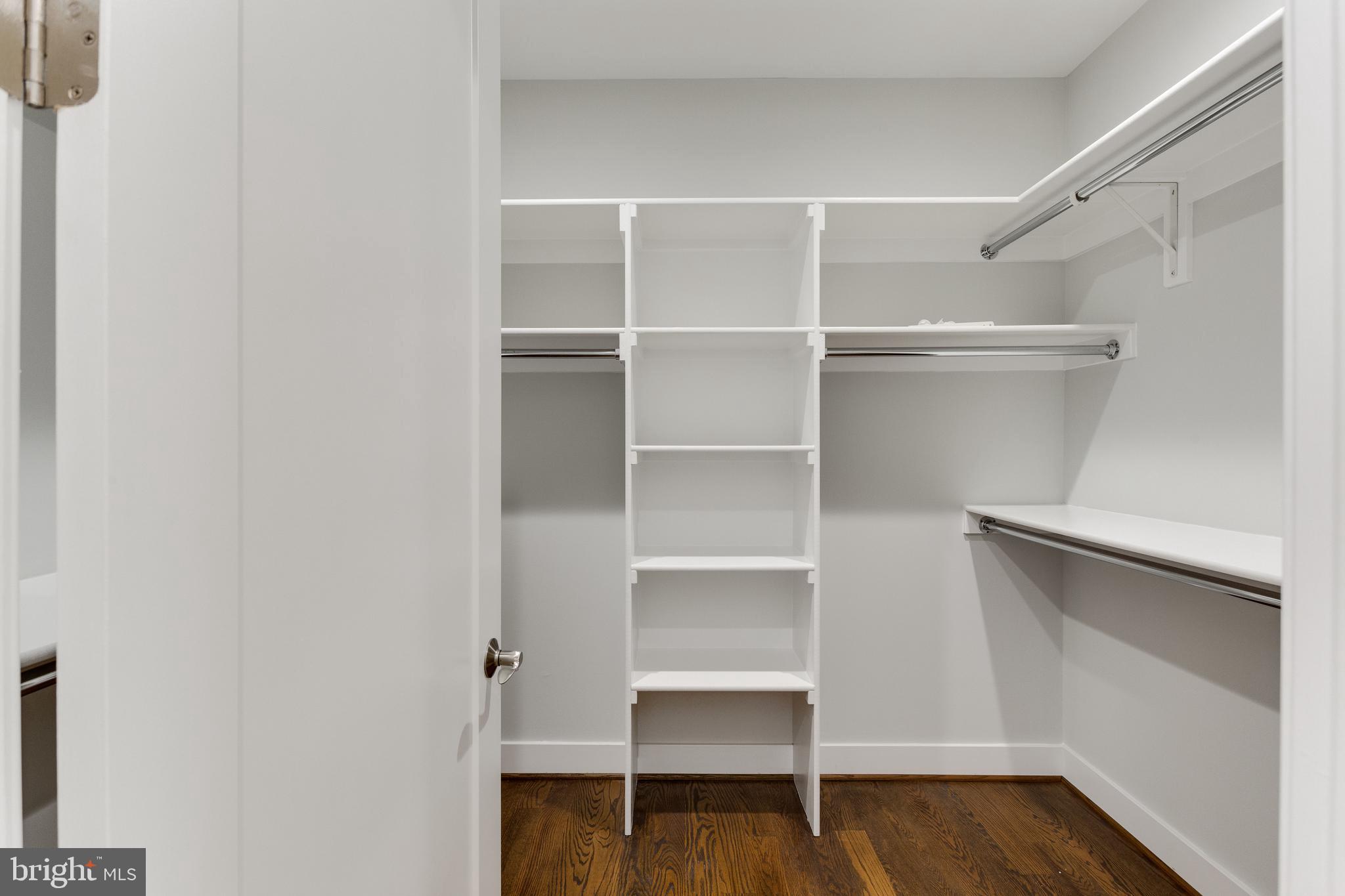 BROYHILL LANGLEY ESTATES - Residential