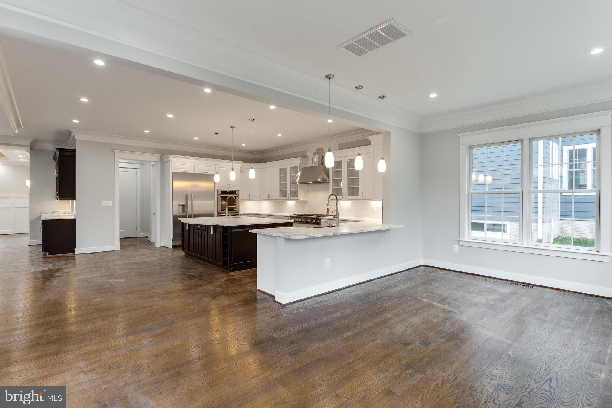 BROYHILL LANGLEY ESTATES - Residential