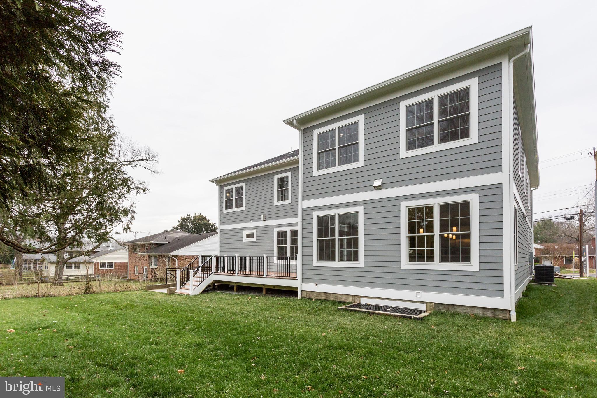 BROYHILL LANGLEY ESTATES - Residential