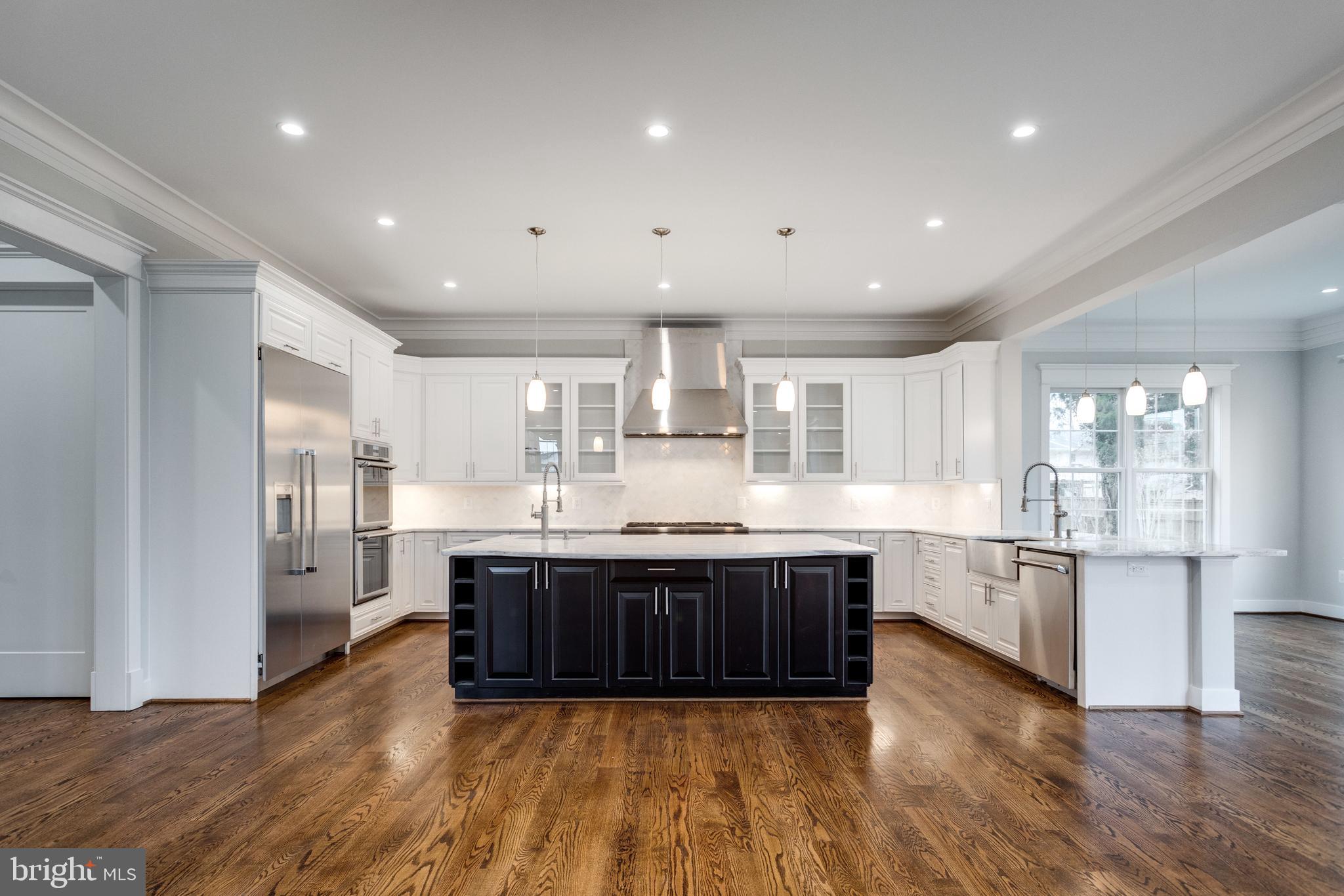 BROYHILL LANGLEY ESTATES - Residential